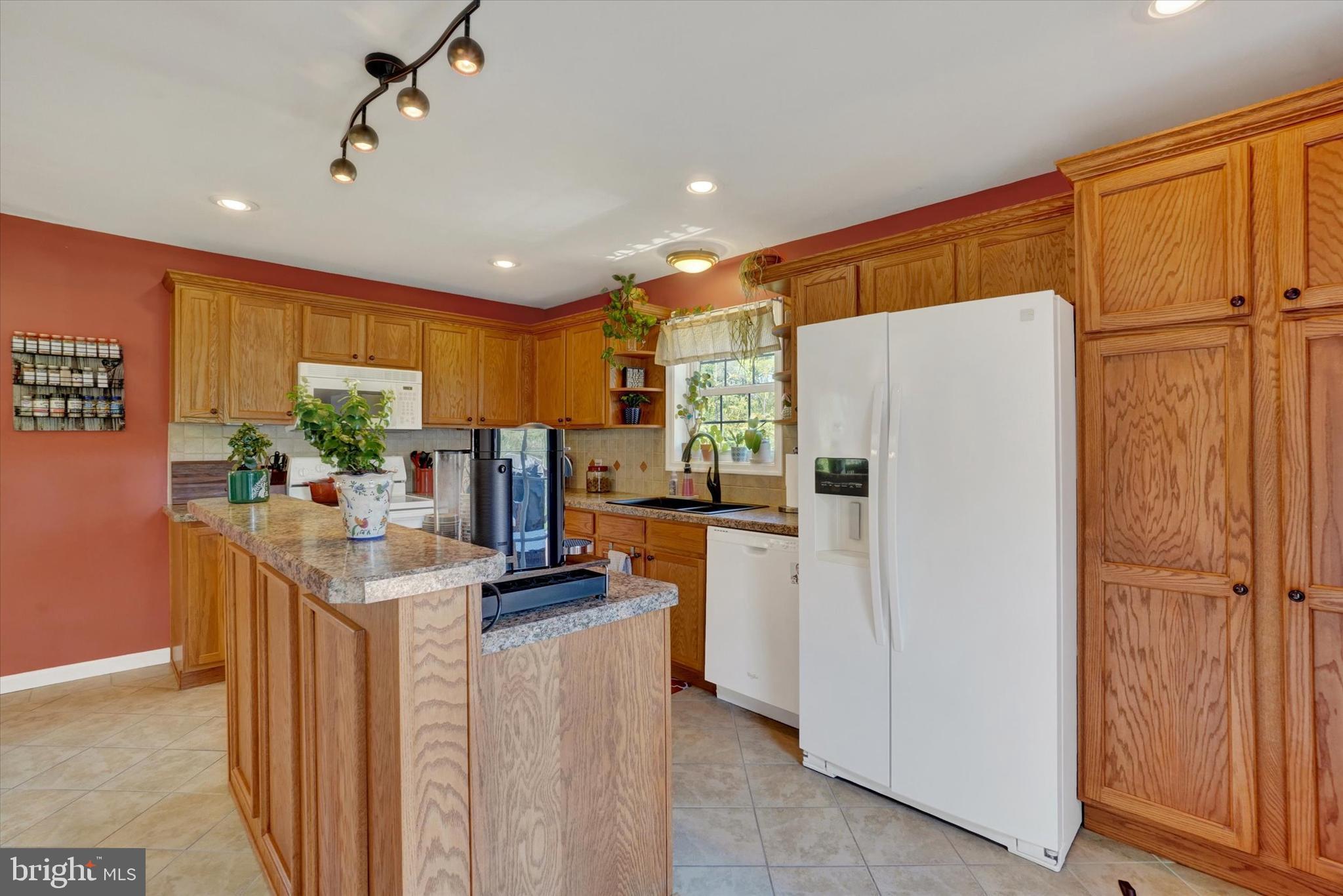 RIVERVIEW - Residential