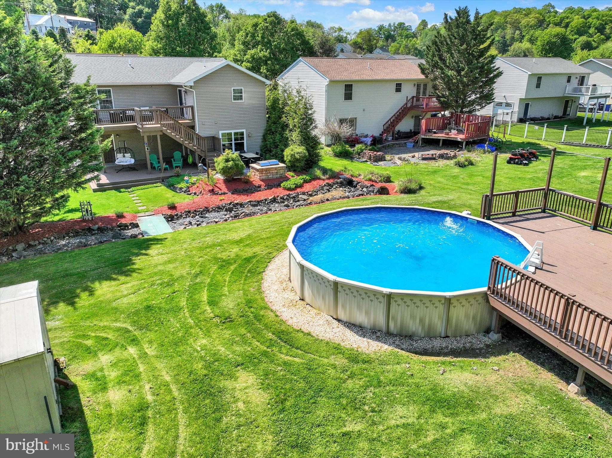 RIVERVIEW - Residential