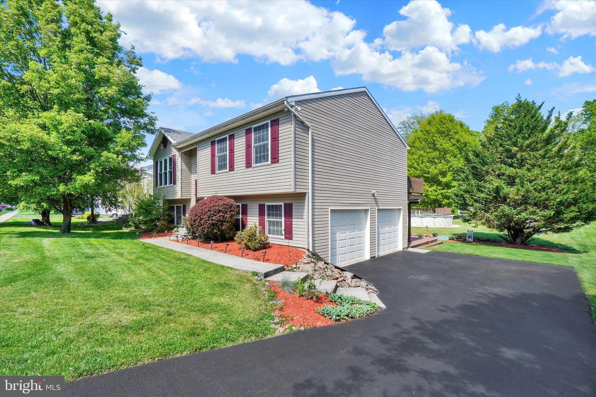 RIVERVIEW - Residential