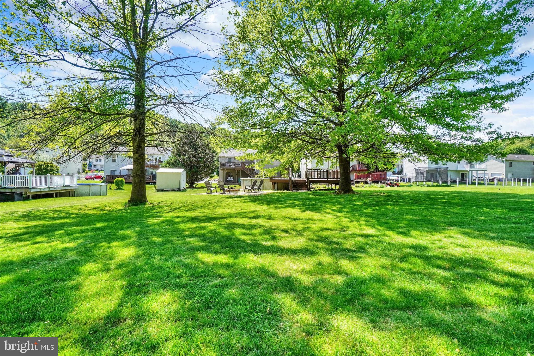 RIVERVIEW - Residential