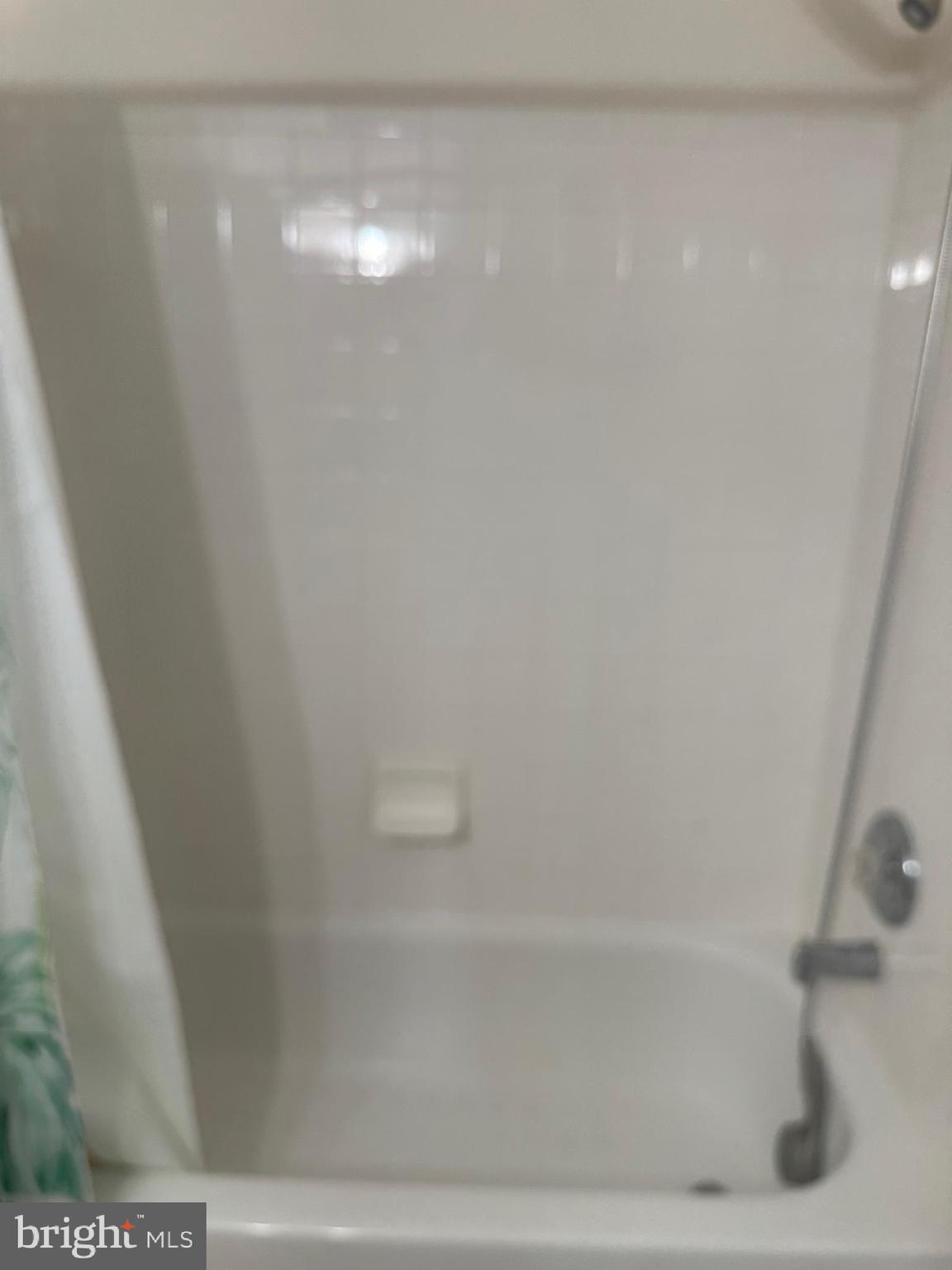 MONTCLAIR MEWS - Residential Lease