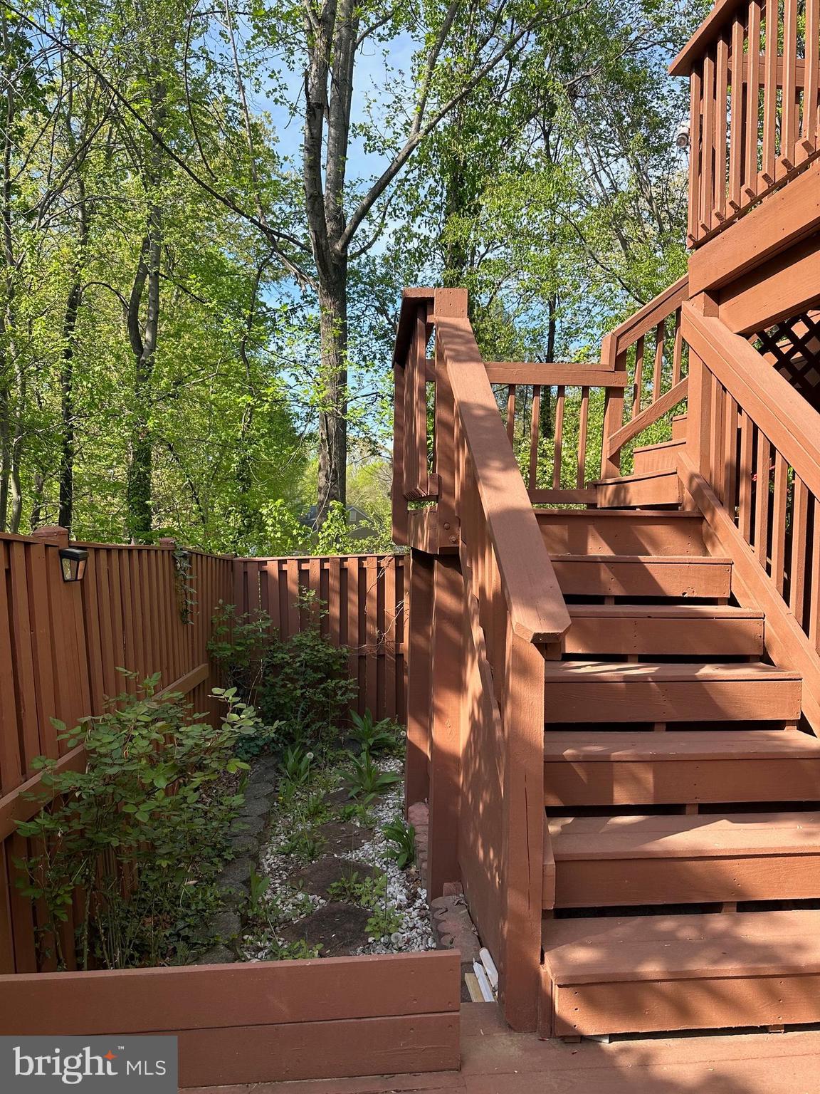 MONTCLAIR MEWS - Residential Lease