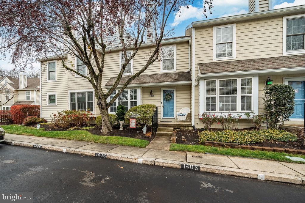 Photo of 1406 Harbour Ridge Ln, DOWNINGTOWN, PA 19335 (MLS # PACT2114004)