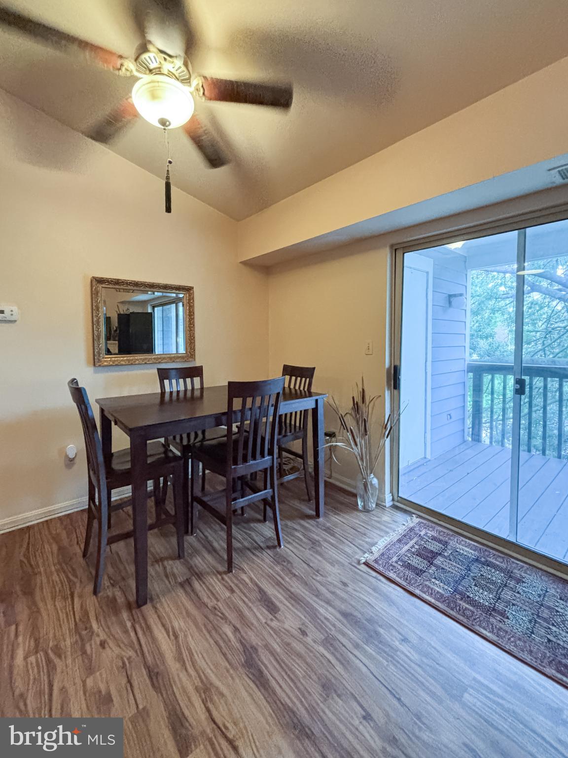 CROMWELL FOUNTAIN - Residential