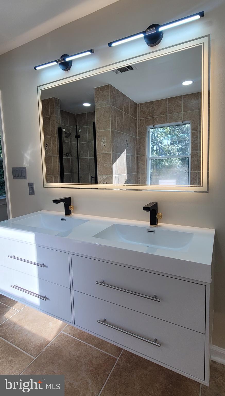 FRANCONIA HEIGHTS - Residential Lease