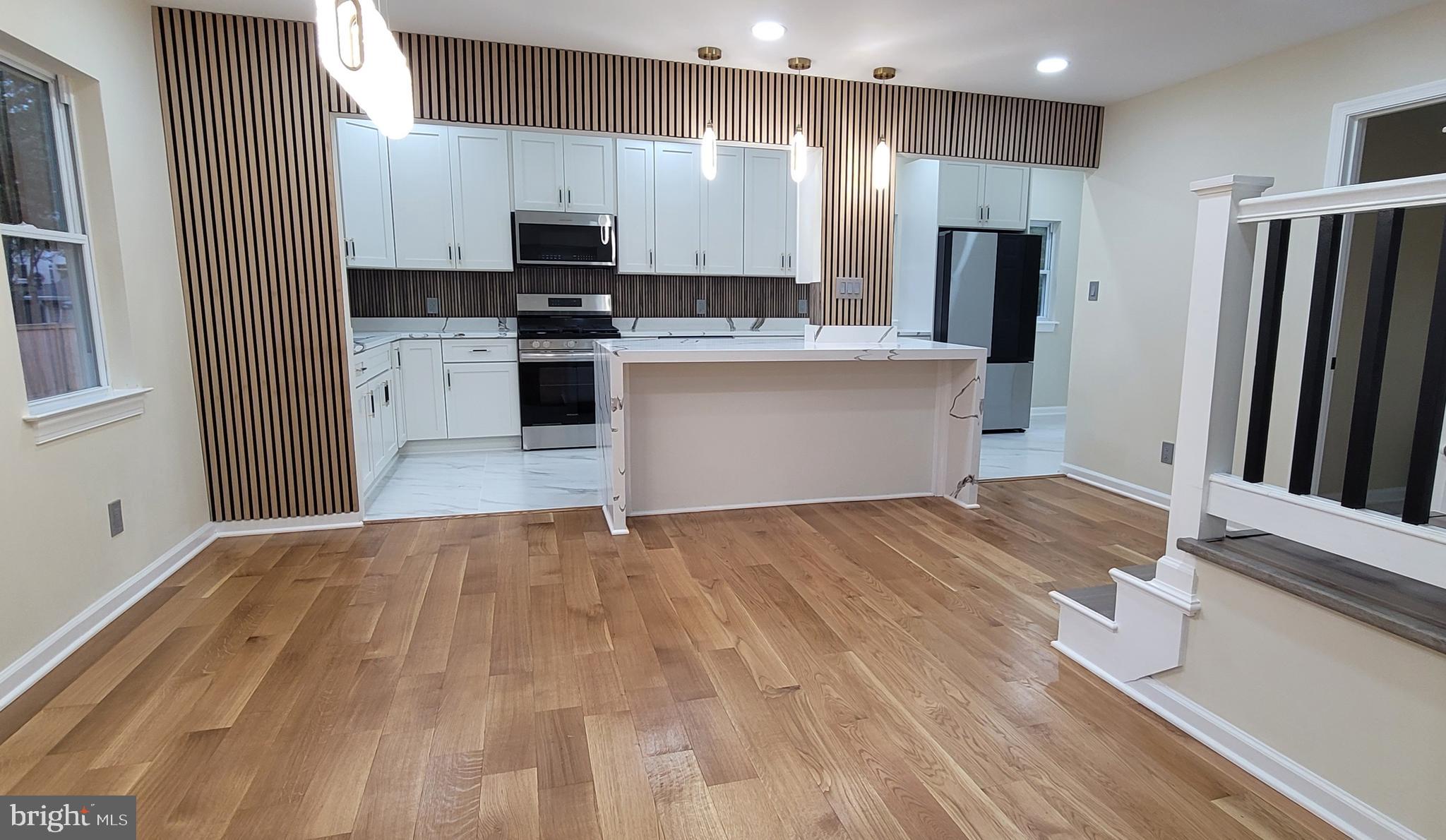 FRANCONIA HEIGHTS - Residential Lease