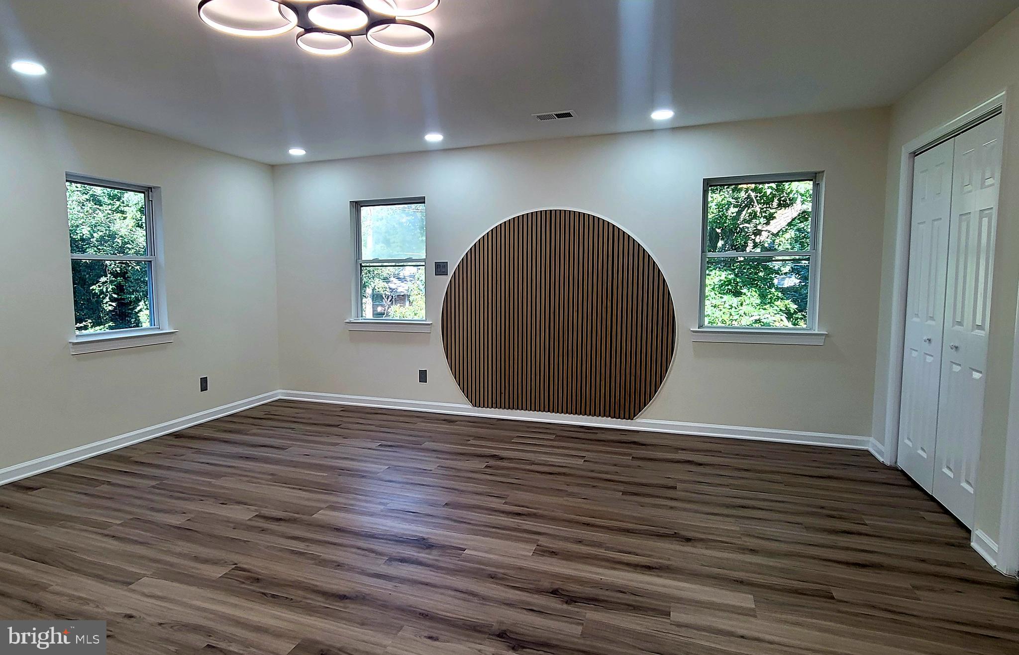 FRANCONIA HEIGHTS - Residential Lease