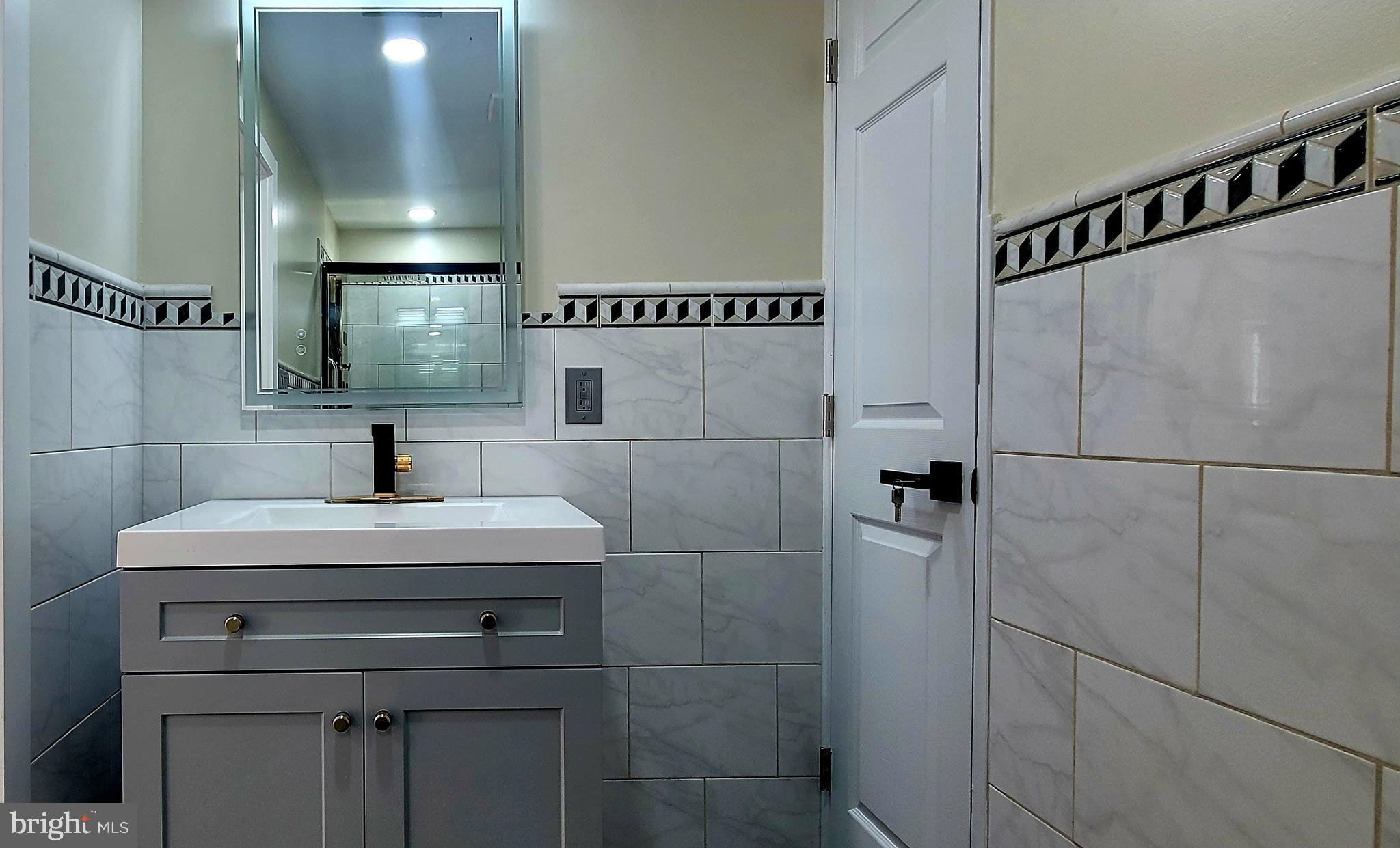 FRANCONIA HEIGHTS - Residential Lease