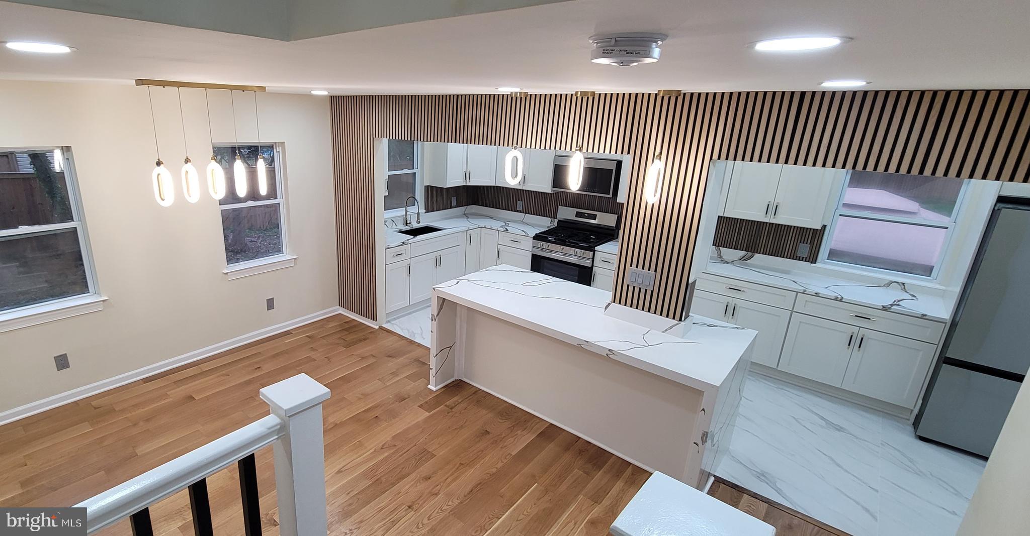 FRANCONIA HEIGHTS - Residential Lease