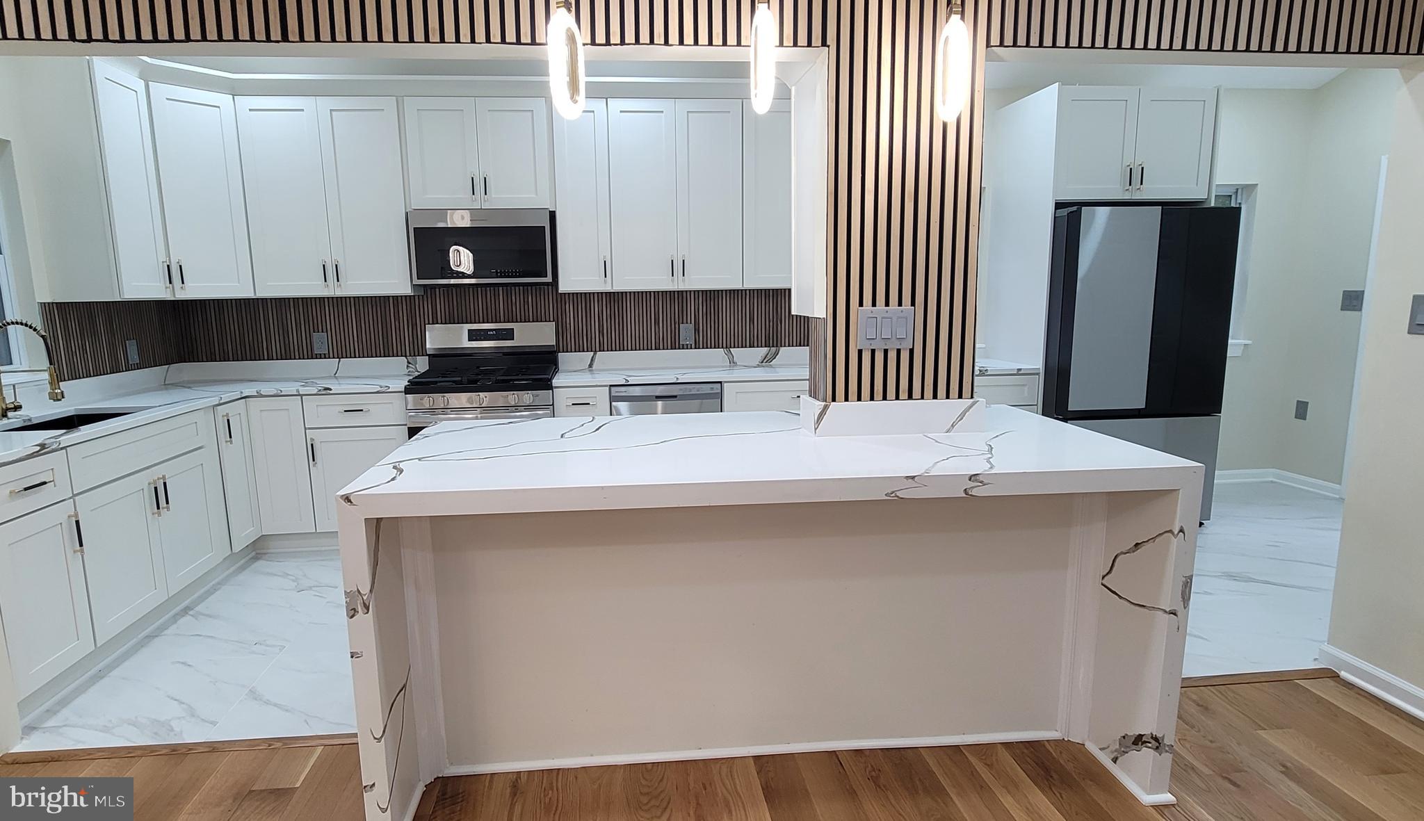 FRANCONIA HEIGHTS - Residential Lease