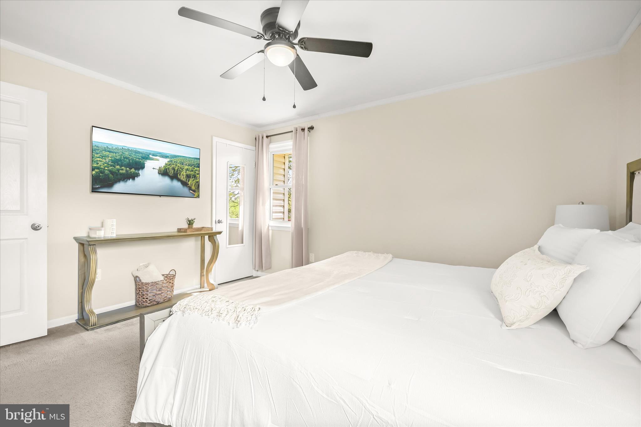 SANDALWOOD - Residential