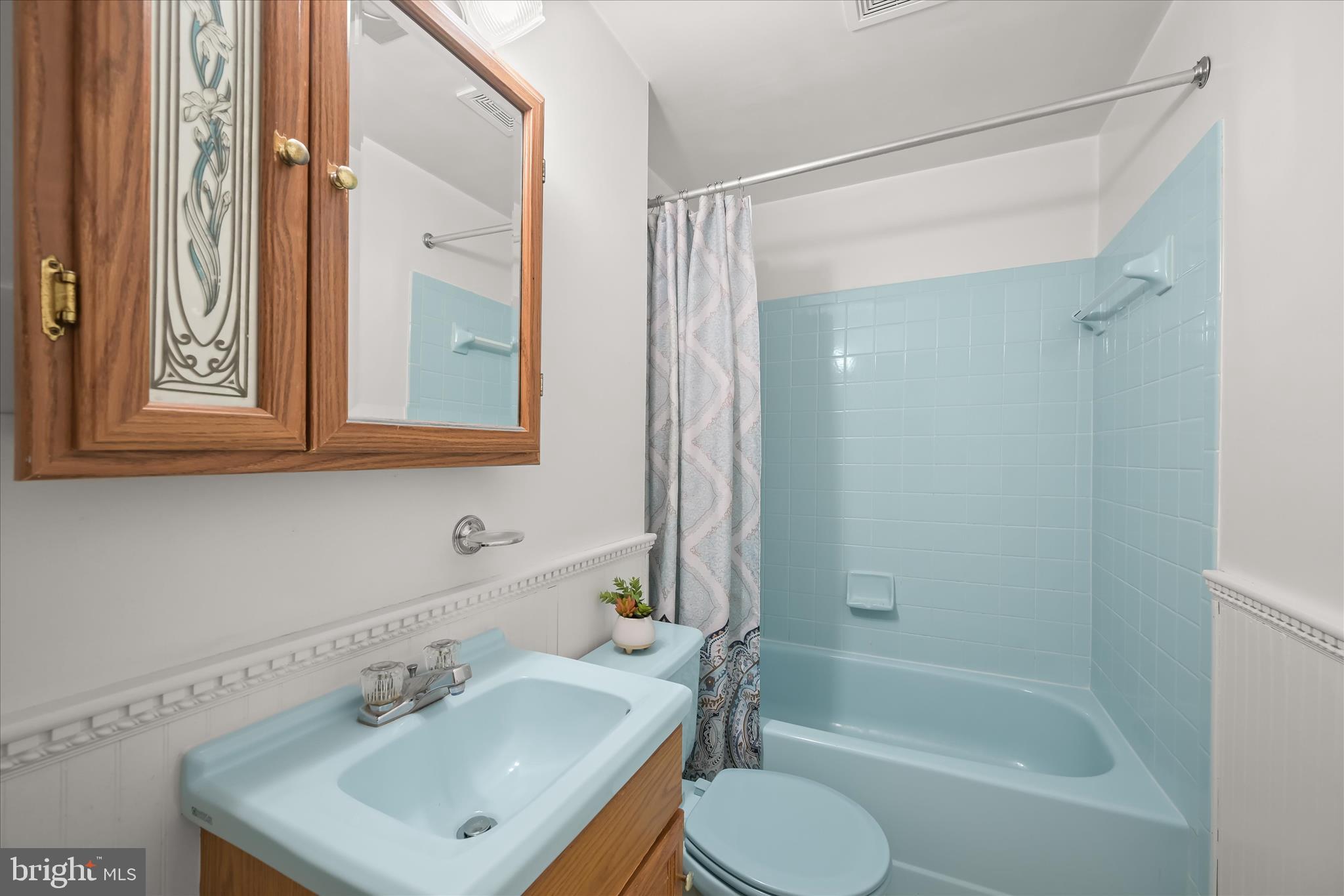 SANDALWOOD - Residential