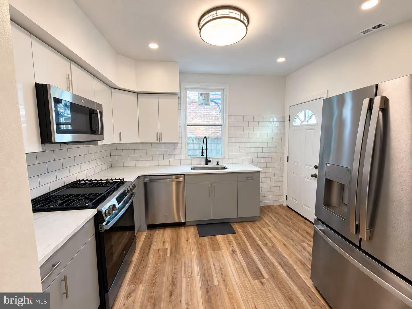 2322 S 11TH STREET