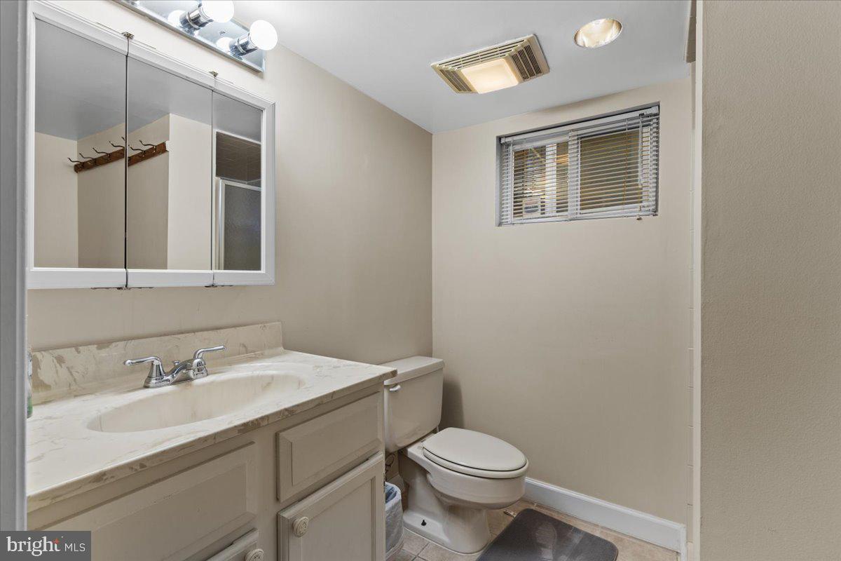 OLD TOWN - Commercial Sale