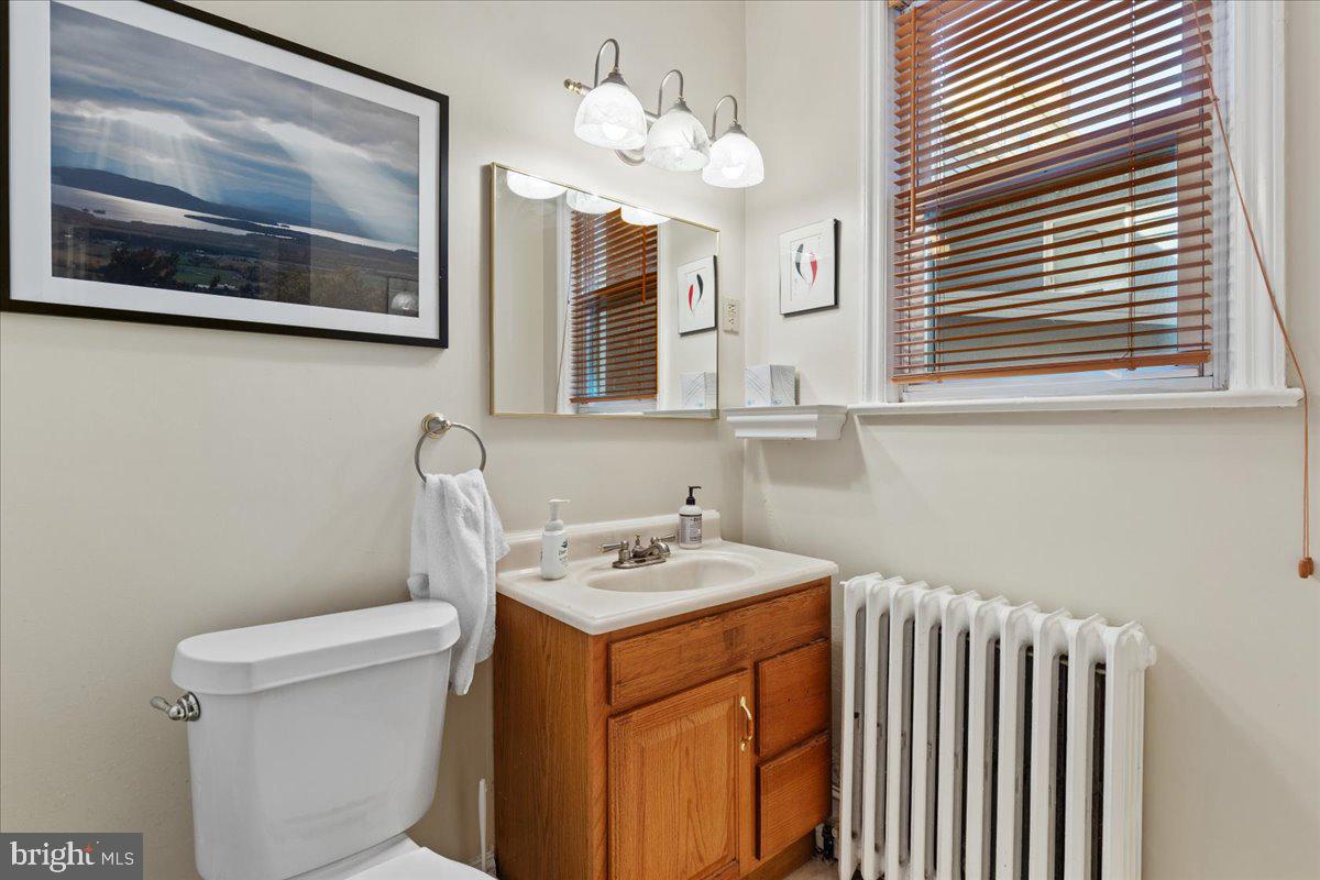 OLD TOWN - Commercial Sale