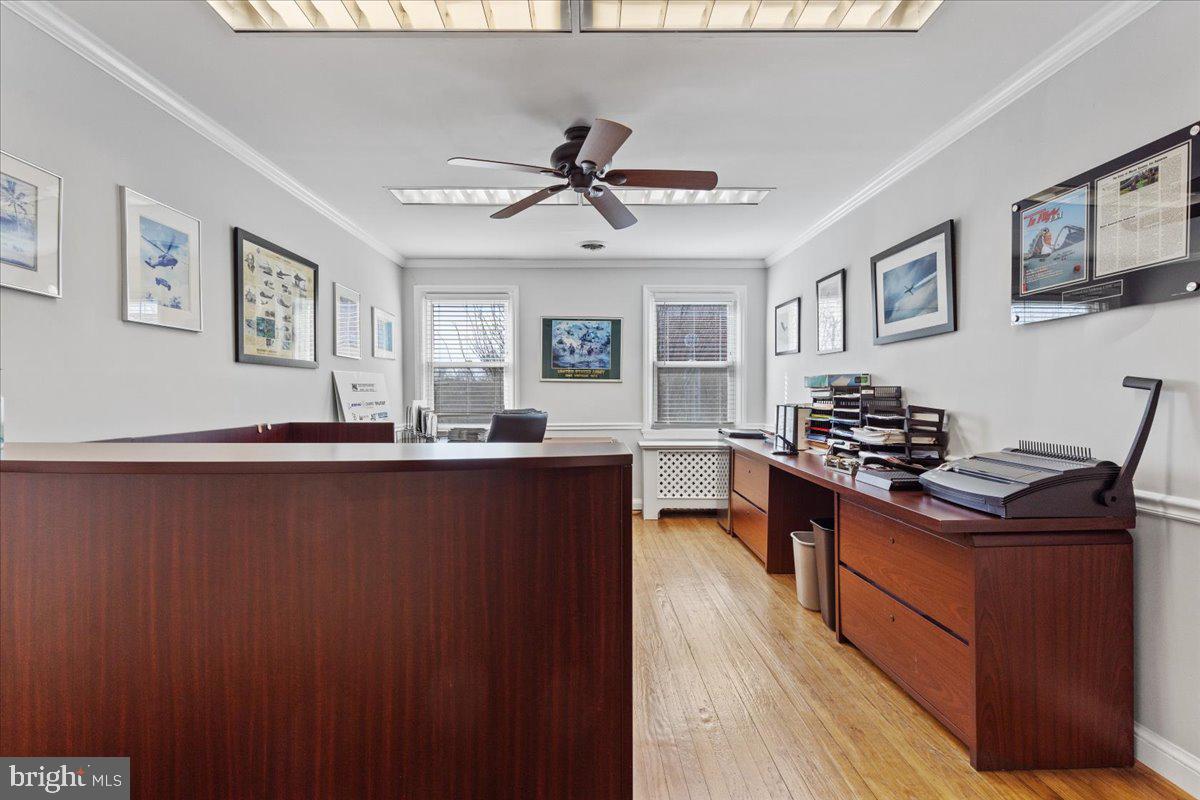 OLD TOWN - Commercial Sale