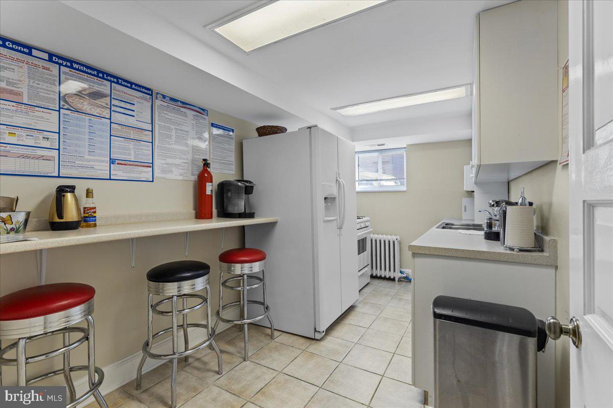 OLD TOWN - Commercial Sale