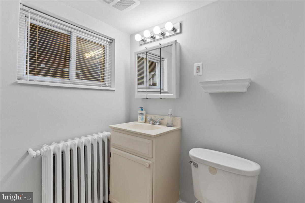 OLD TOWN - Commercial Sale