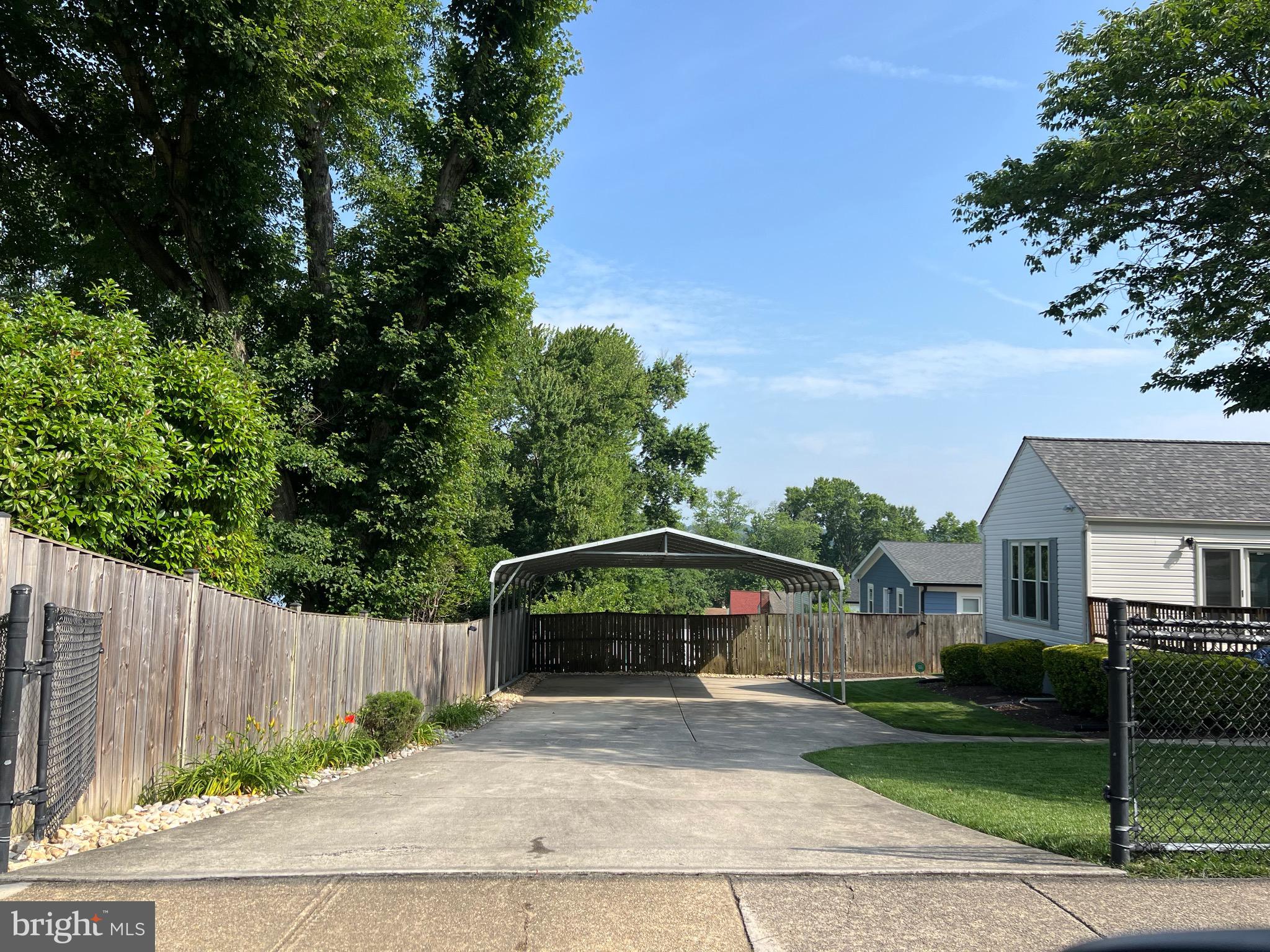 BURGUNDY VILLAGE - Residential Lease