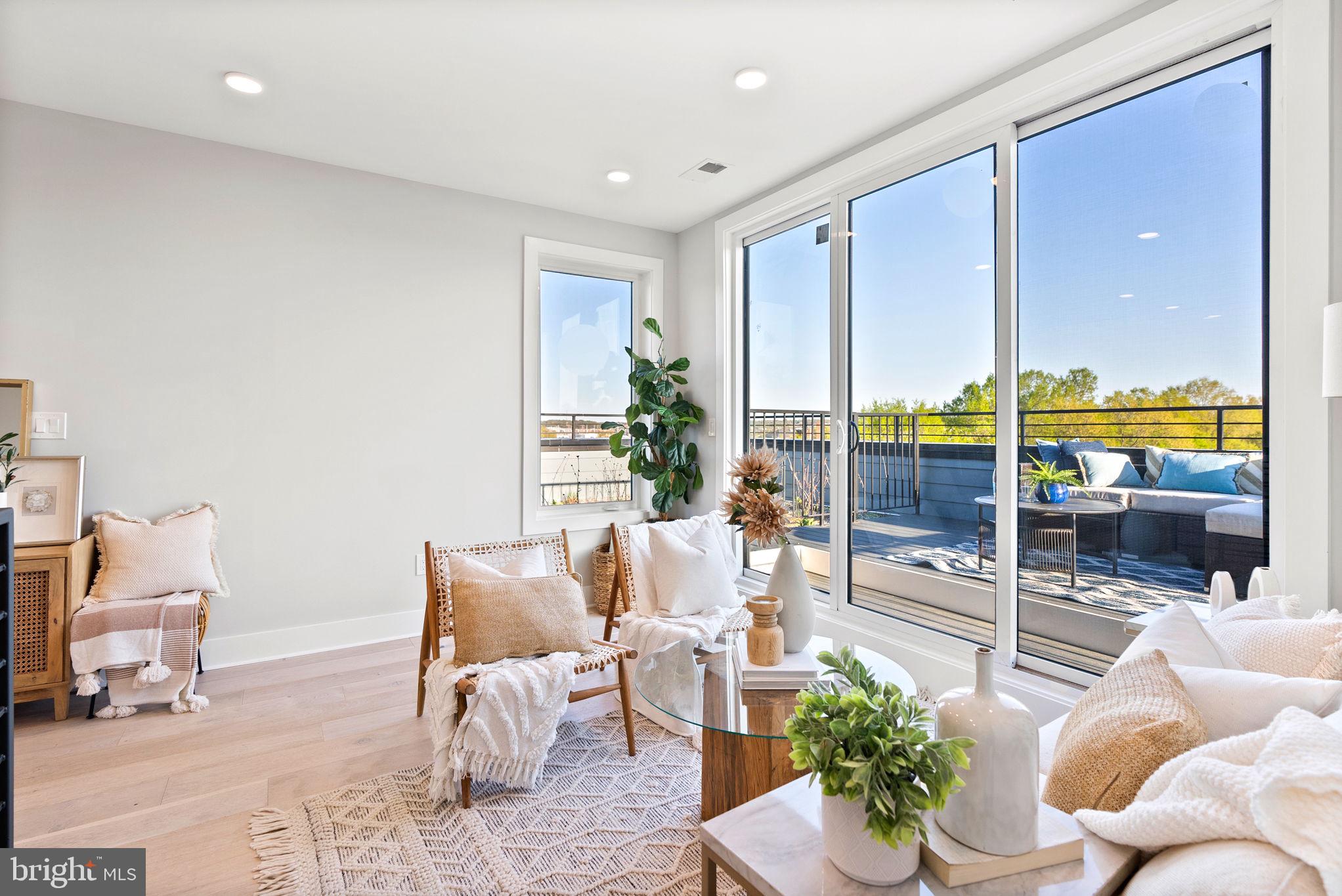 2019 M STREET NE PH9