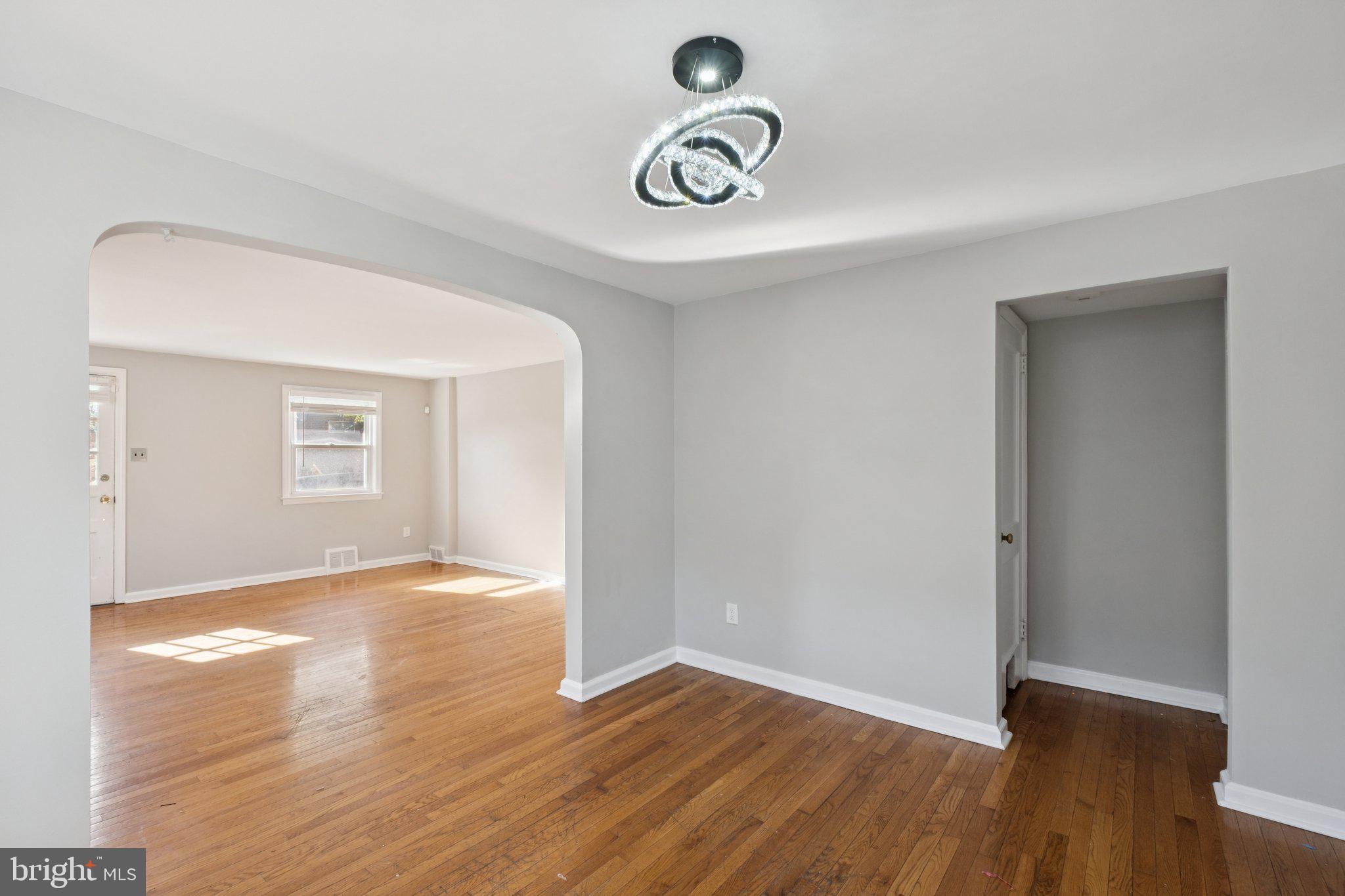 LANSDOWNE - Residential