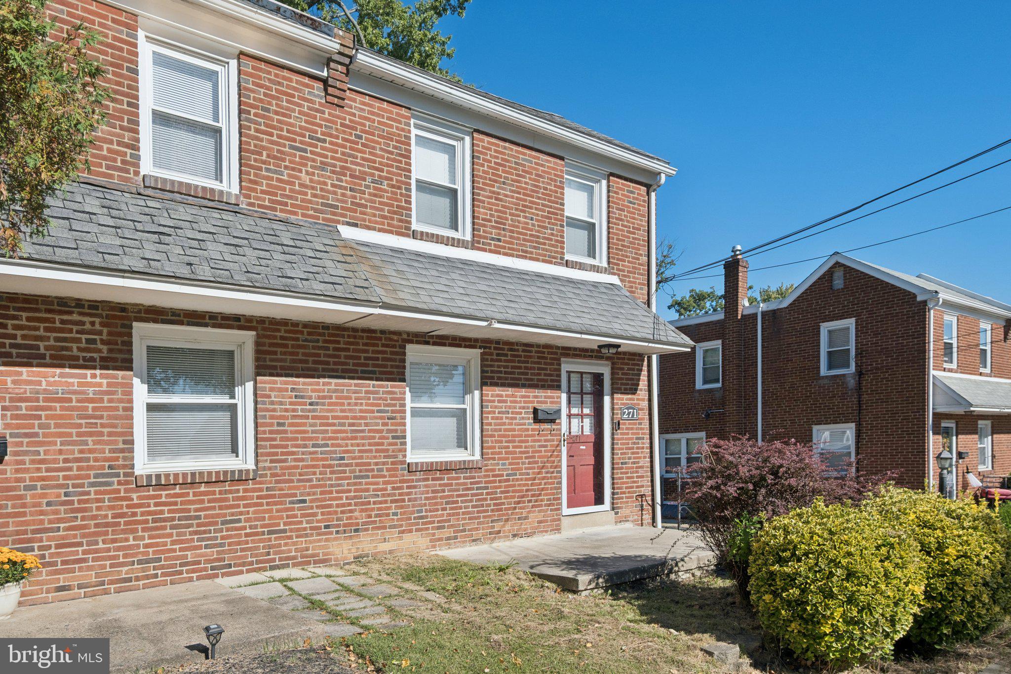 271 DREXEL AVENUE