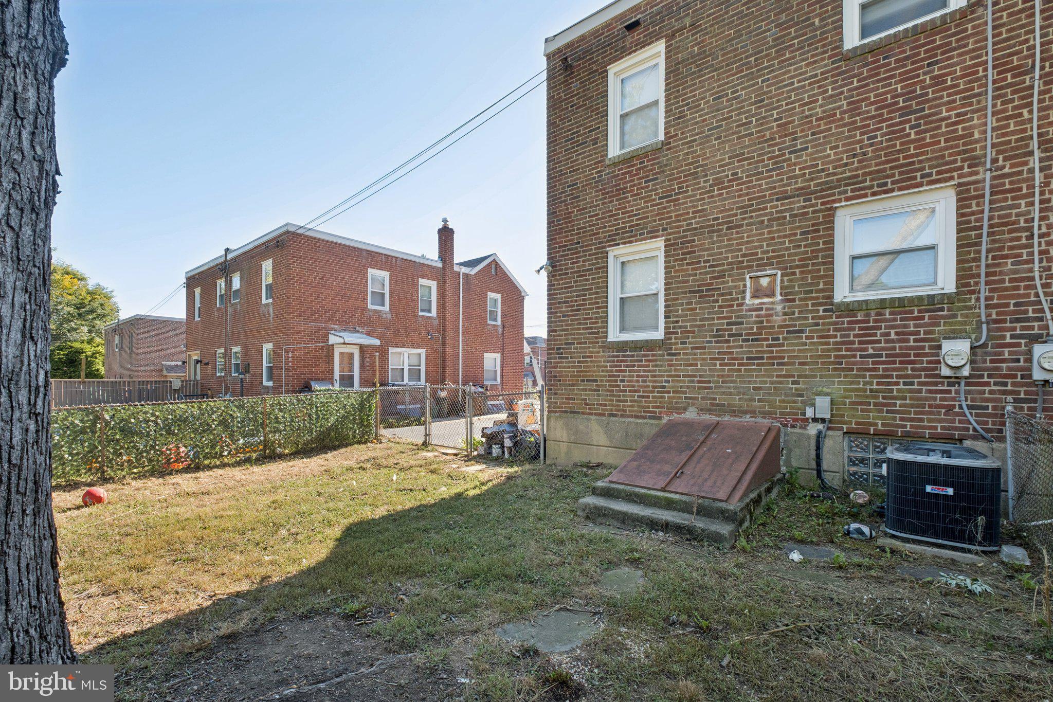 LANSDOWNE - Residential