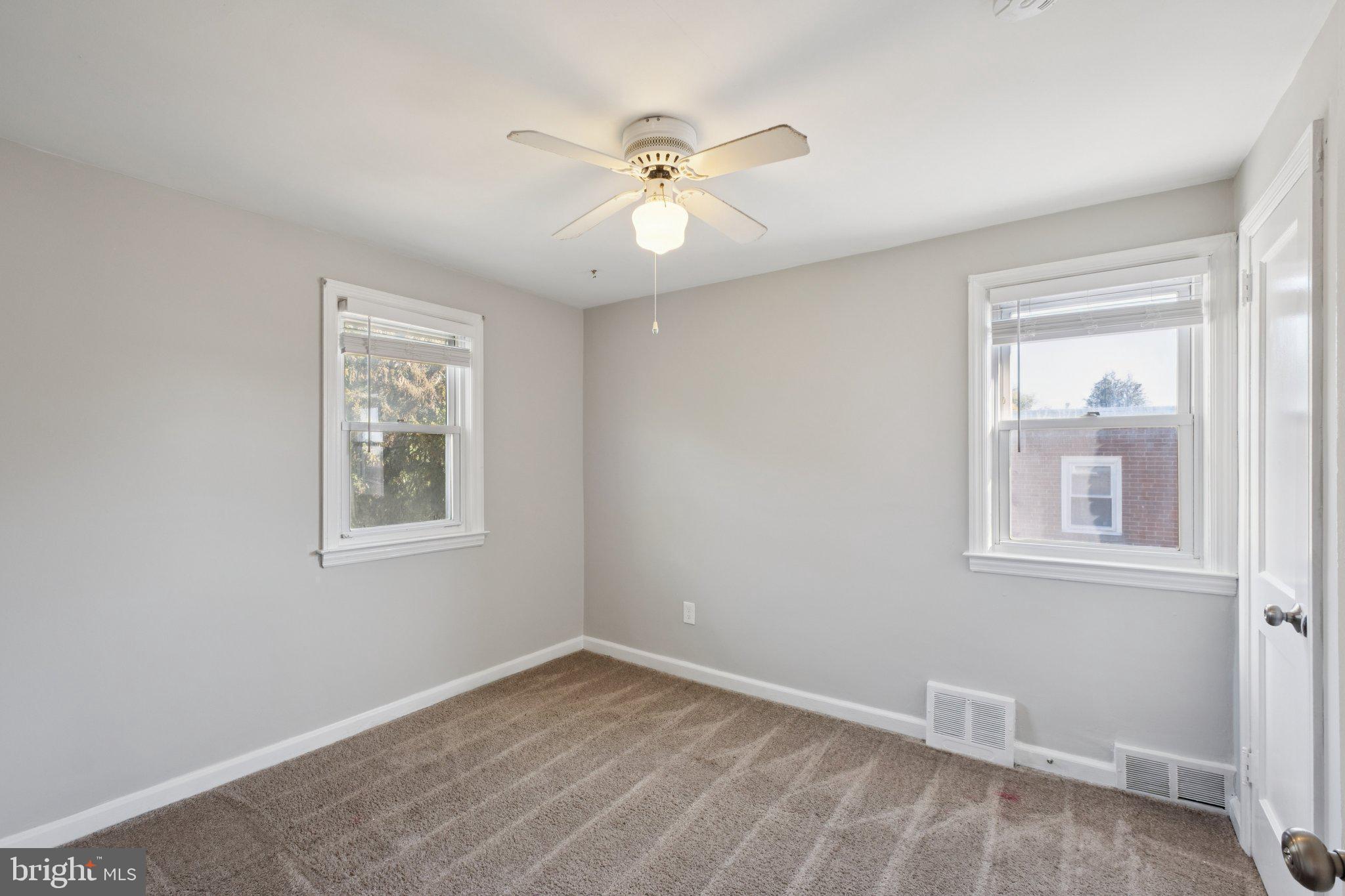 LANSDOWNE - Residential