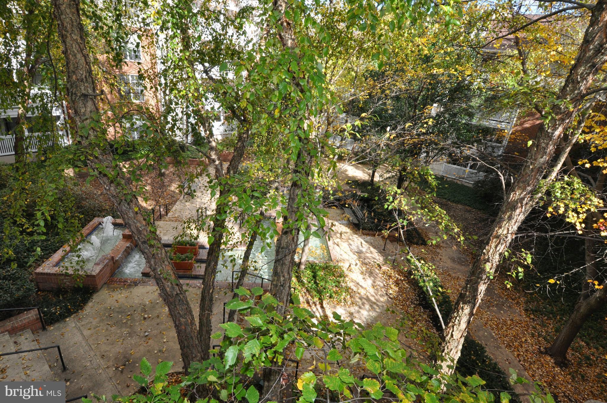 FOUNTAINS AT MCLEAN - Residential Lease