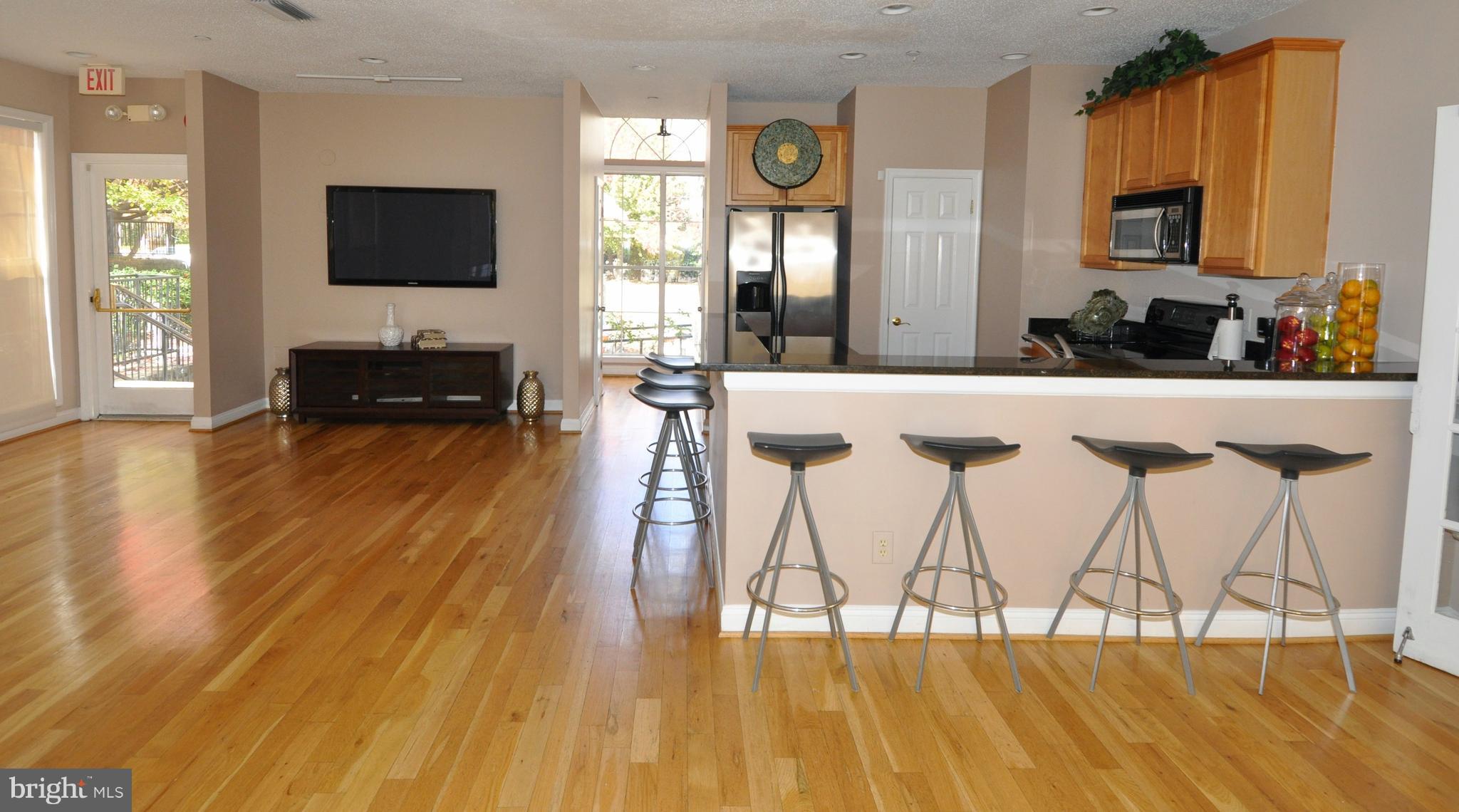 FOUNTAINS AT MCLEAN - Residential Lease