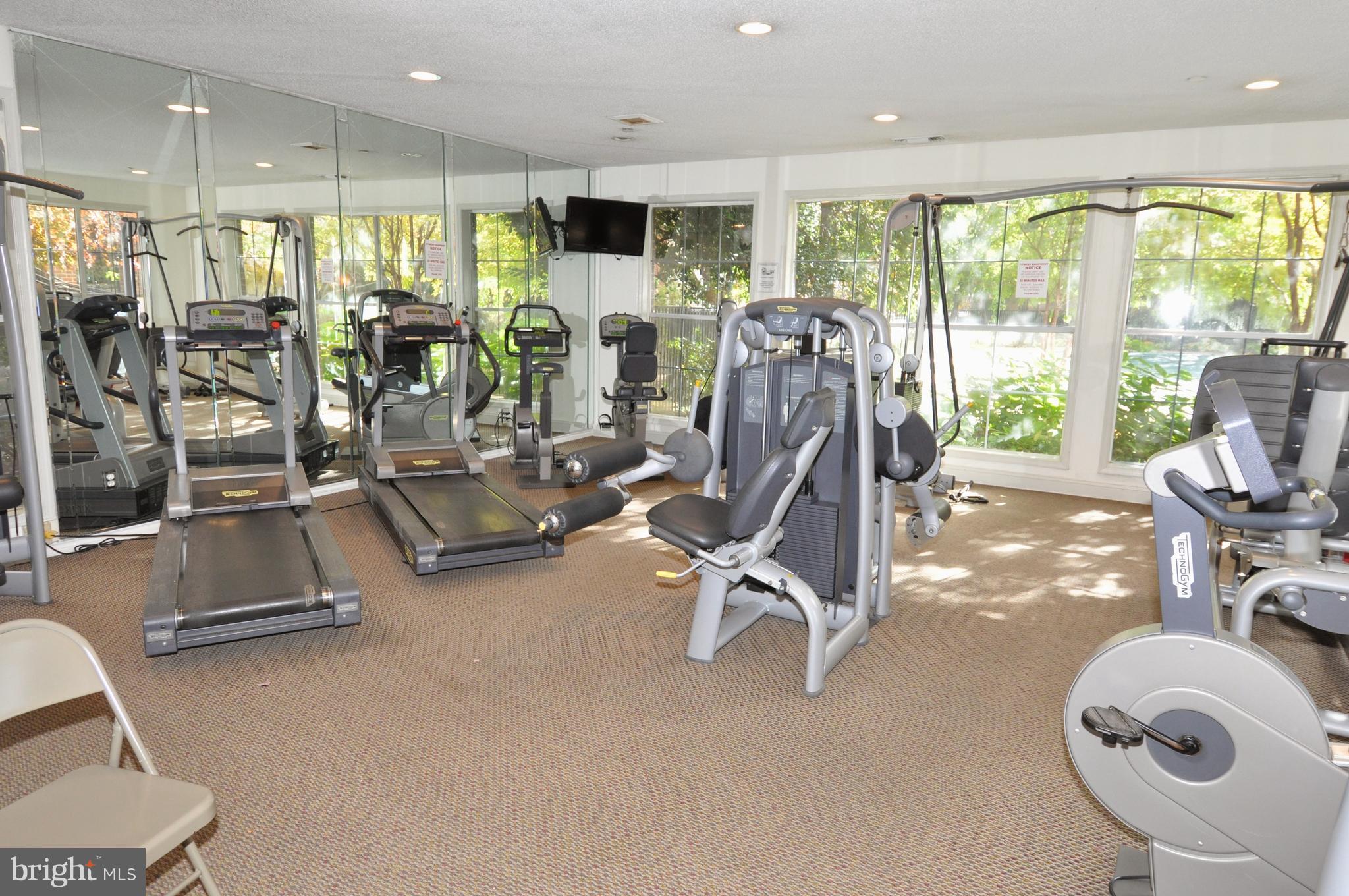 FOUNTAINS AT MCLEAN - Residential Lease