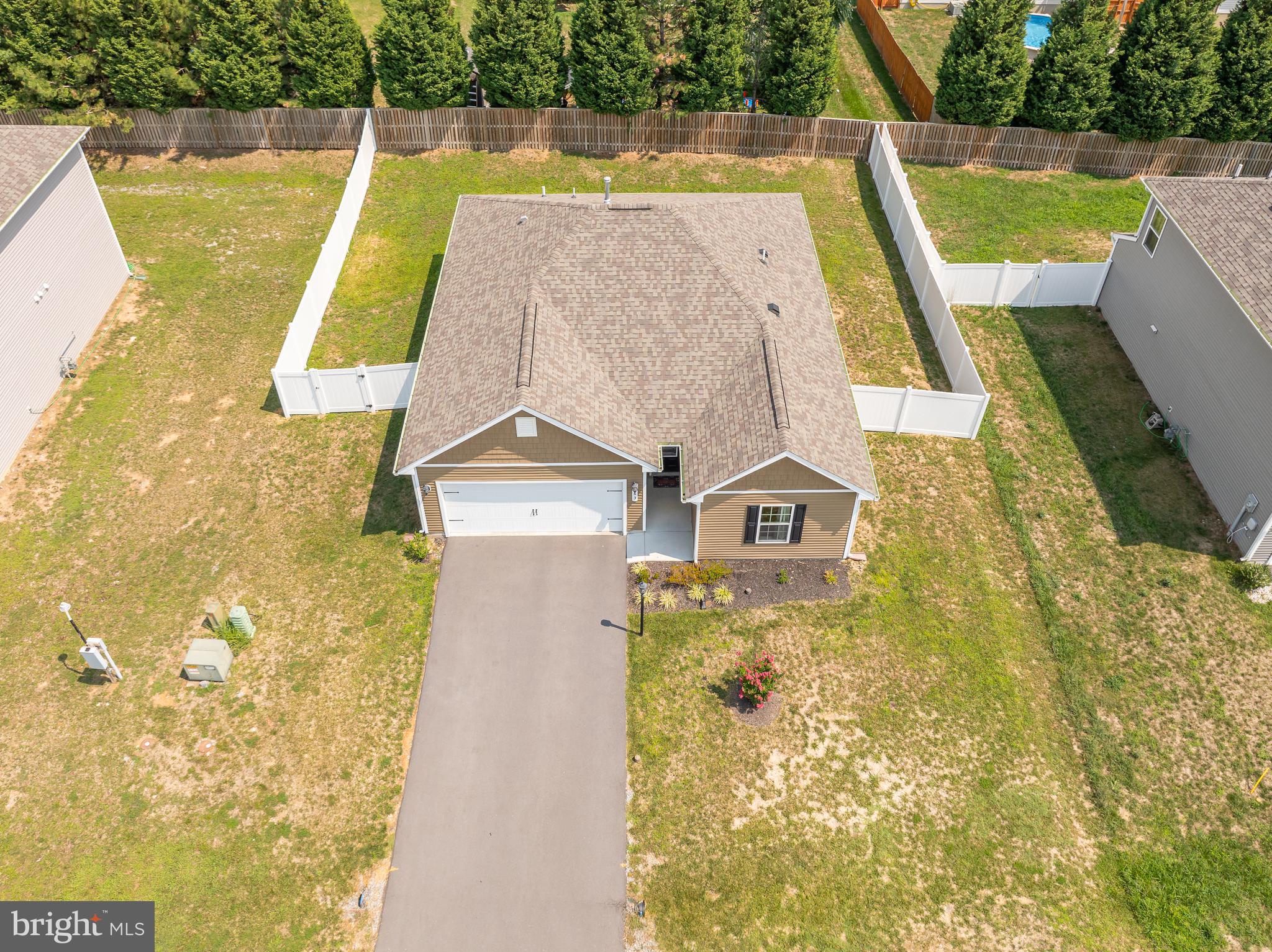 MCGINNIS POINT - Residential