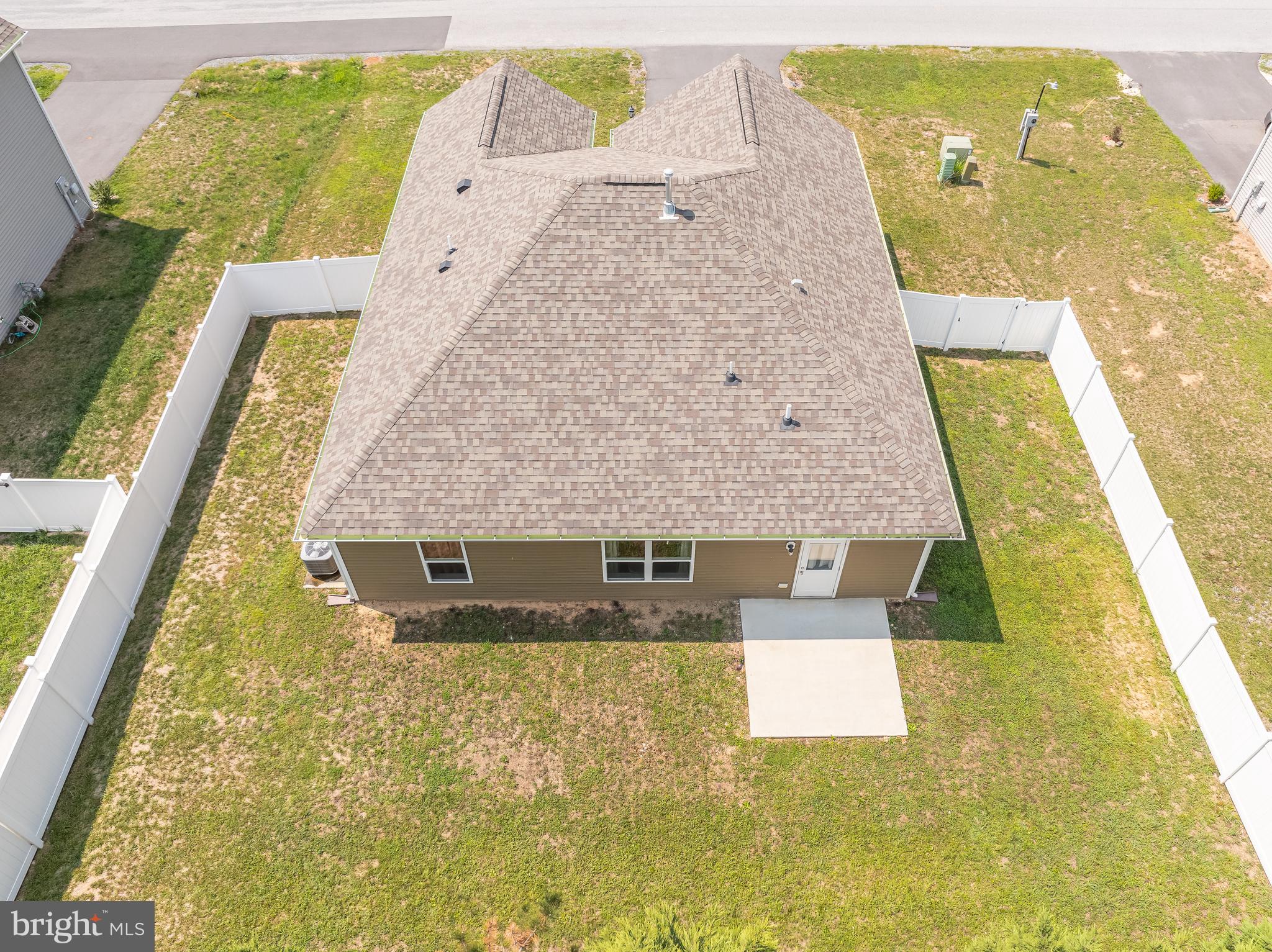 MCGINNIS POINT - Residential