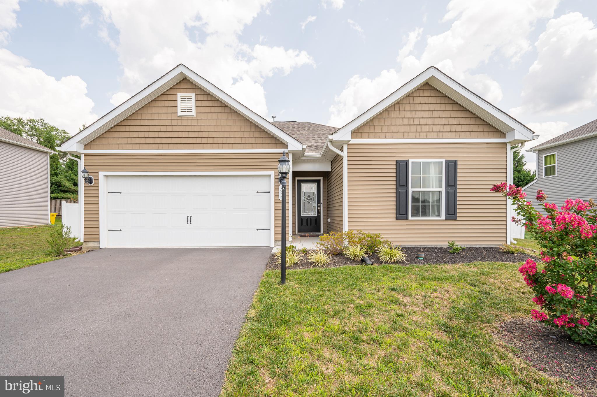 MCGINNIS POINT - Residential