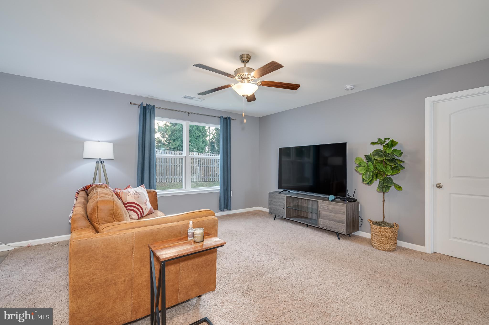 MCGINNIS POINT - Residential