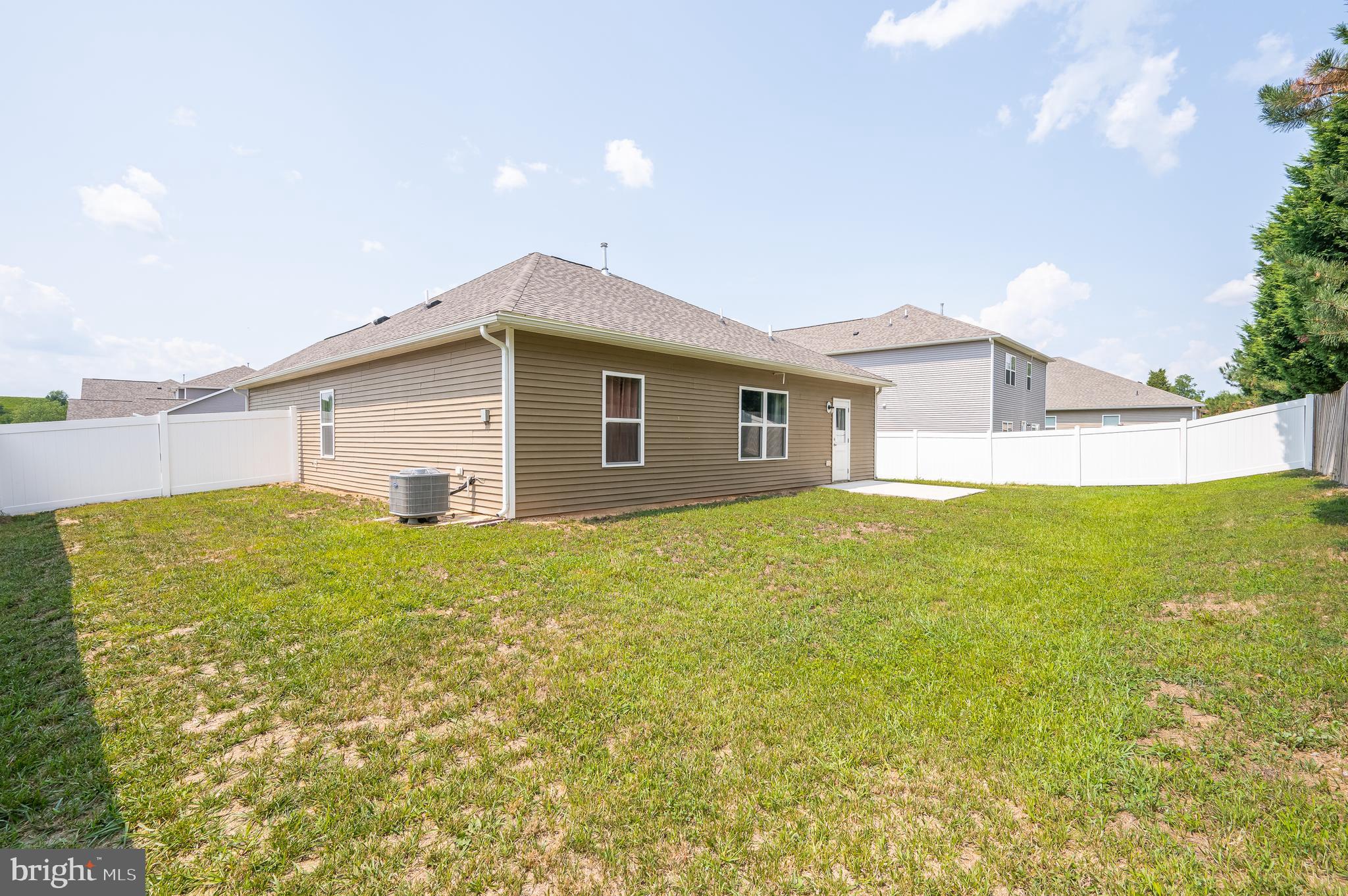 MCGINNIS POINT - Residential