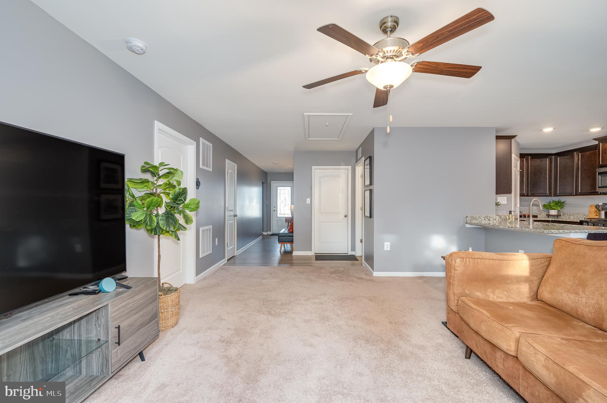 MCGINNIS POINT - Residential