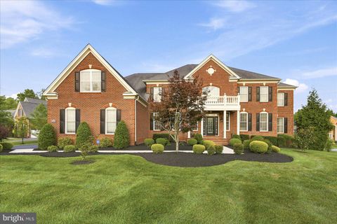 Homes For Sale - 14900 Hopedale Court<br/> UPPER MARLBORO, MD 20774