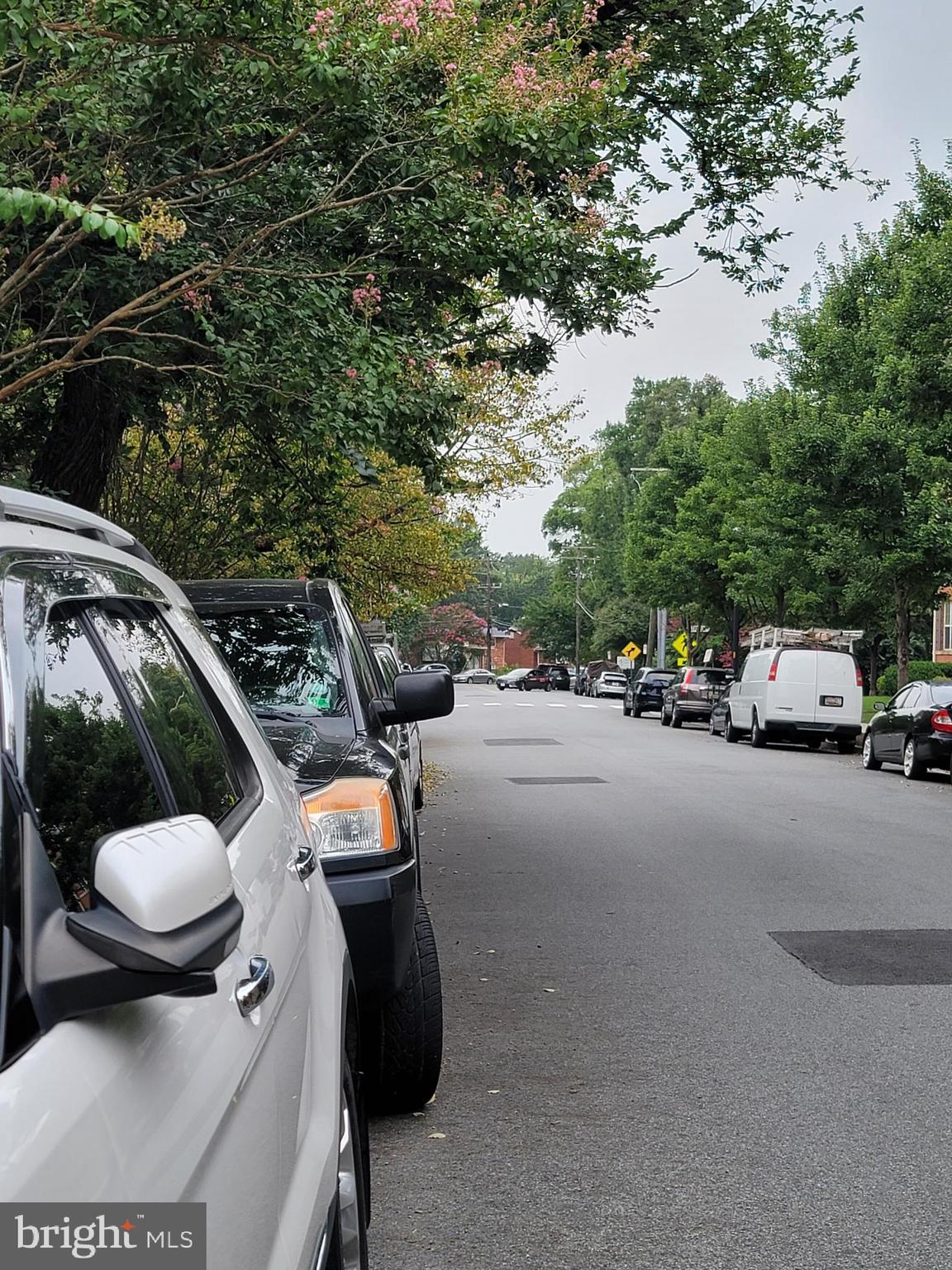 ARLINGTON OAKS - Residential Lease