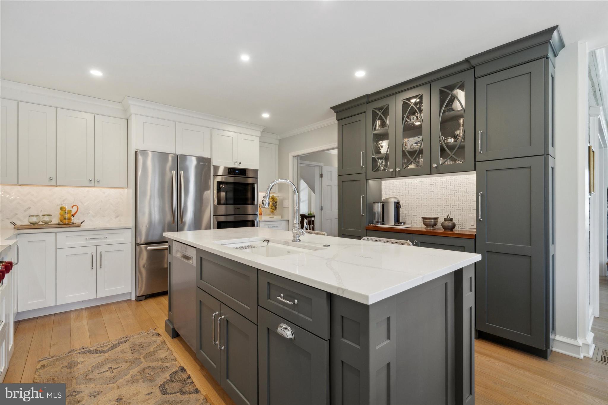 BRYN MAWR - Residential