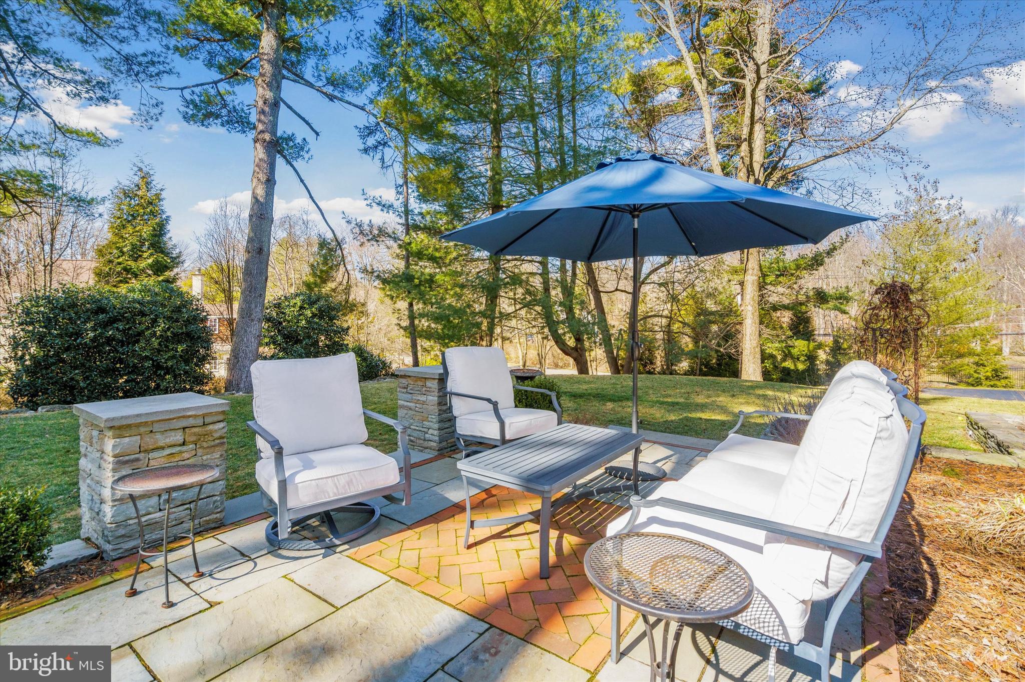 BRYN MAWR - Residential