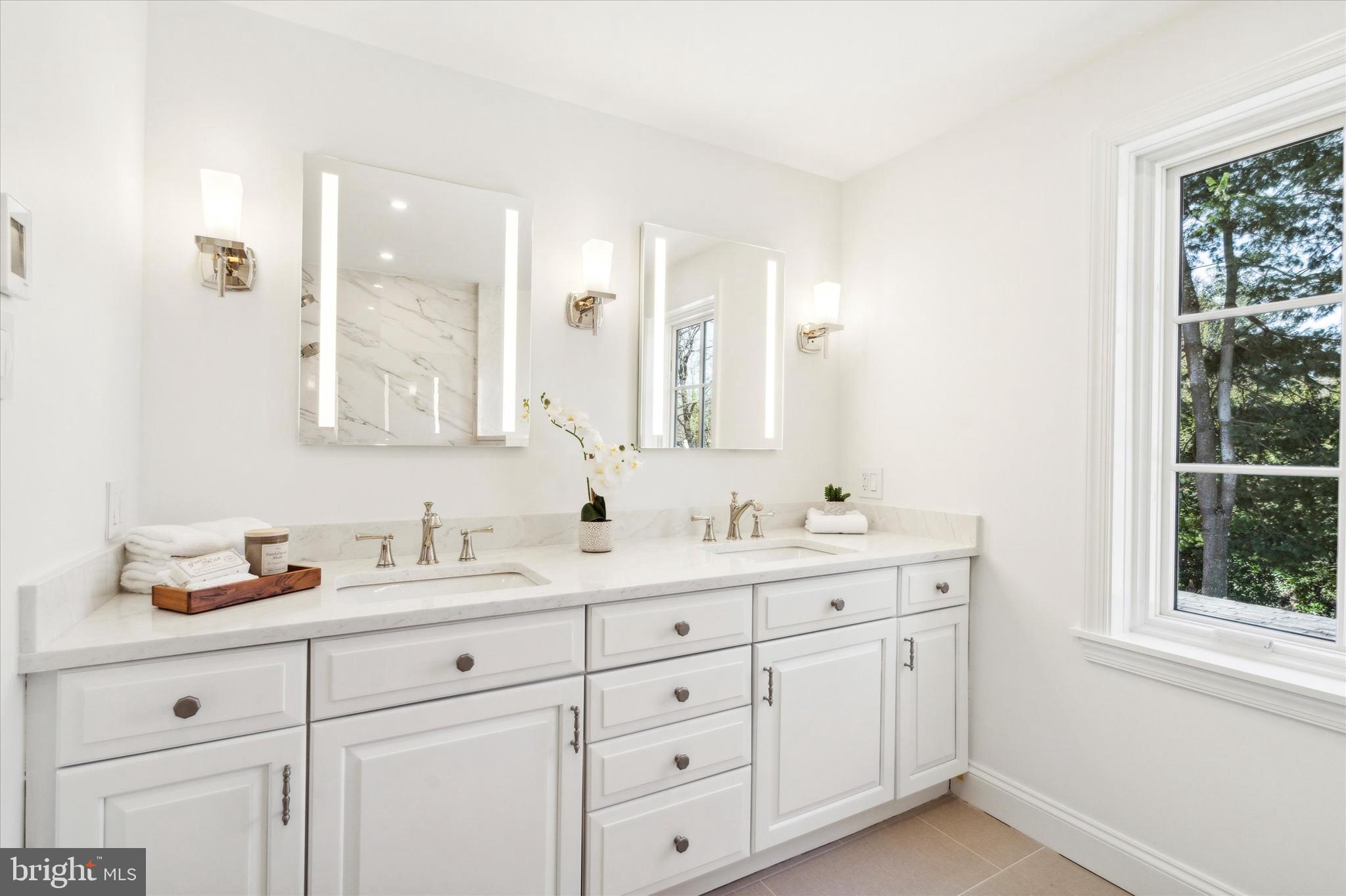 BRYN MAWR - Residential