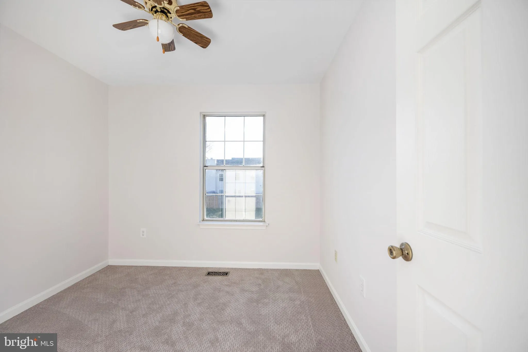 Dumfries, Virginia 22026, United States, 3 Bedrooms Bedrooms, ,3 BathroomsBathrooms,Residential,Active,250323