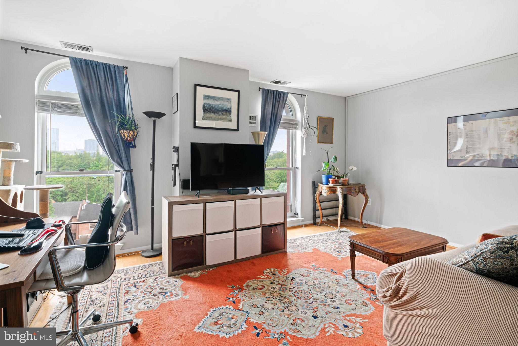 FAIRMOUNT - Residential