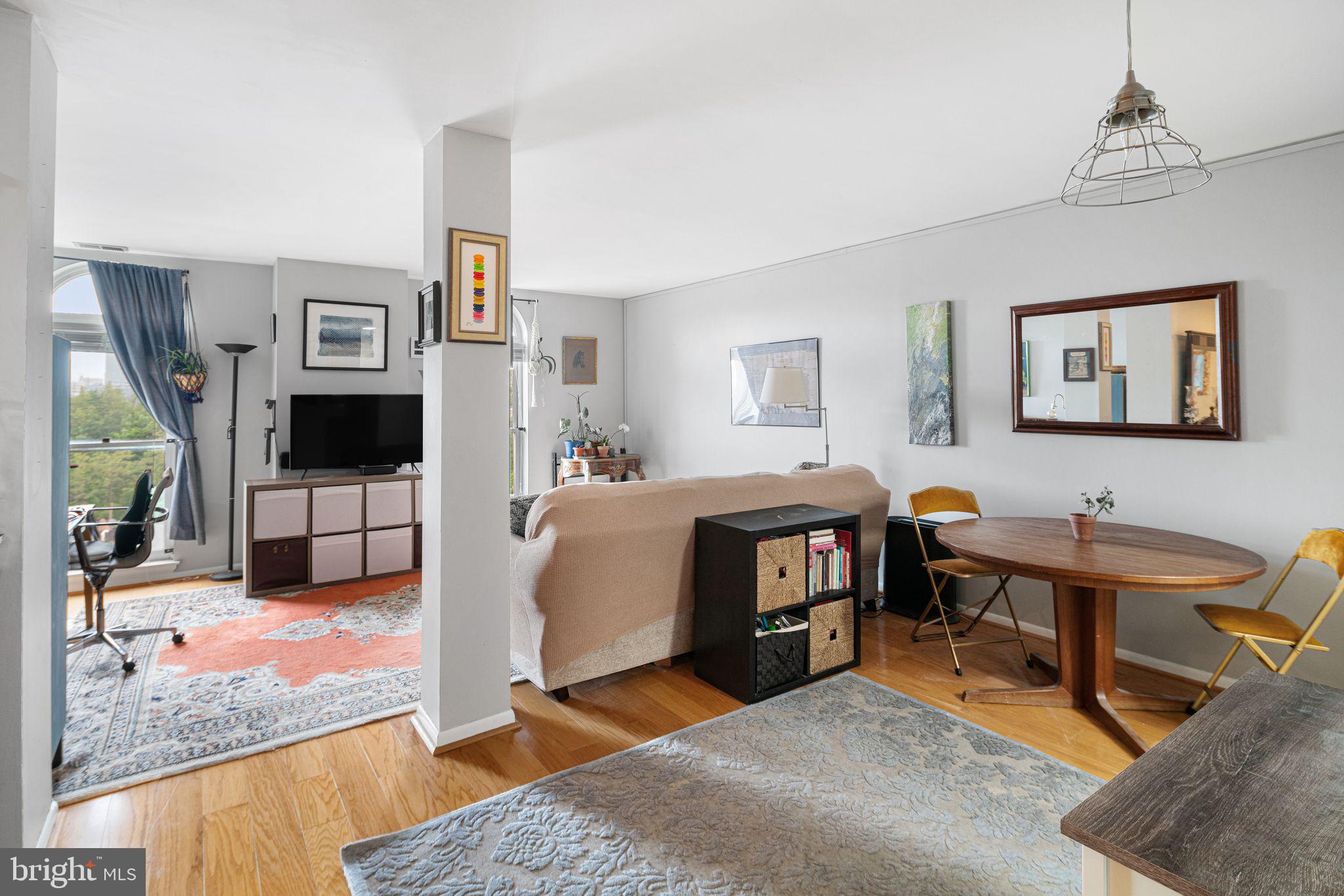 FAIRMOUNT - Residential