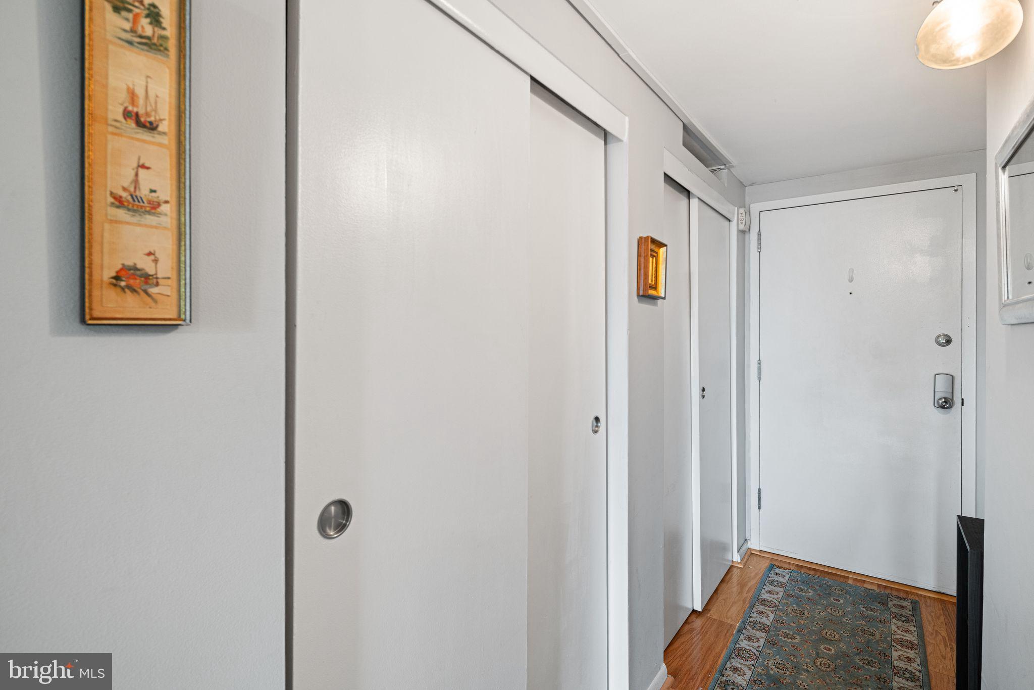 FAIRMOUNT - Residential