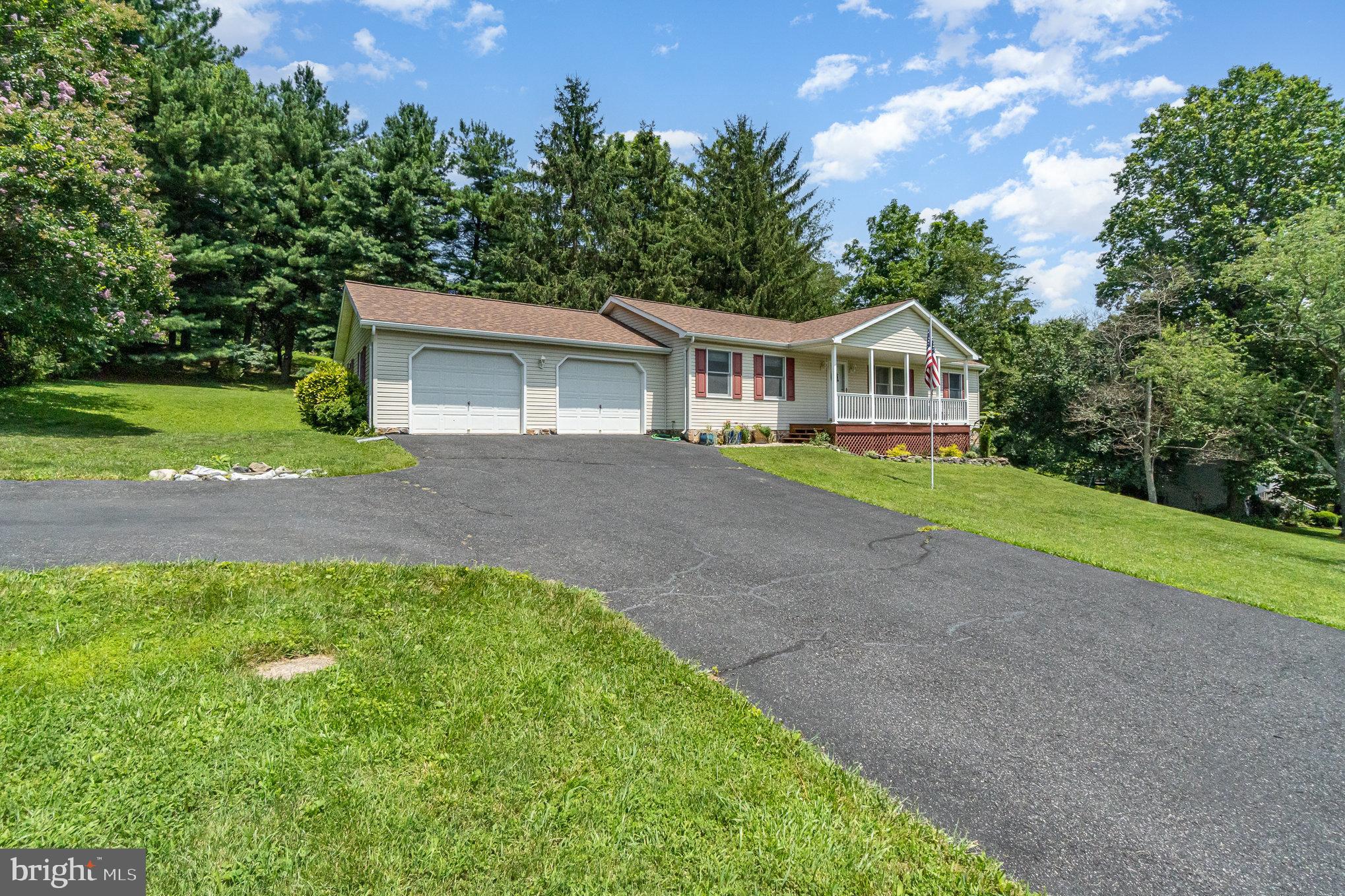 14 CAROL TRAIL