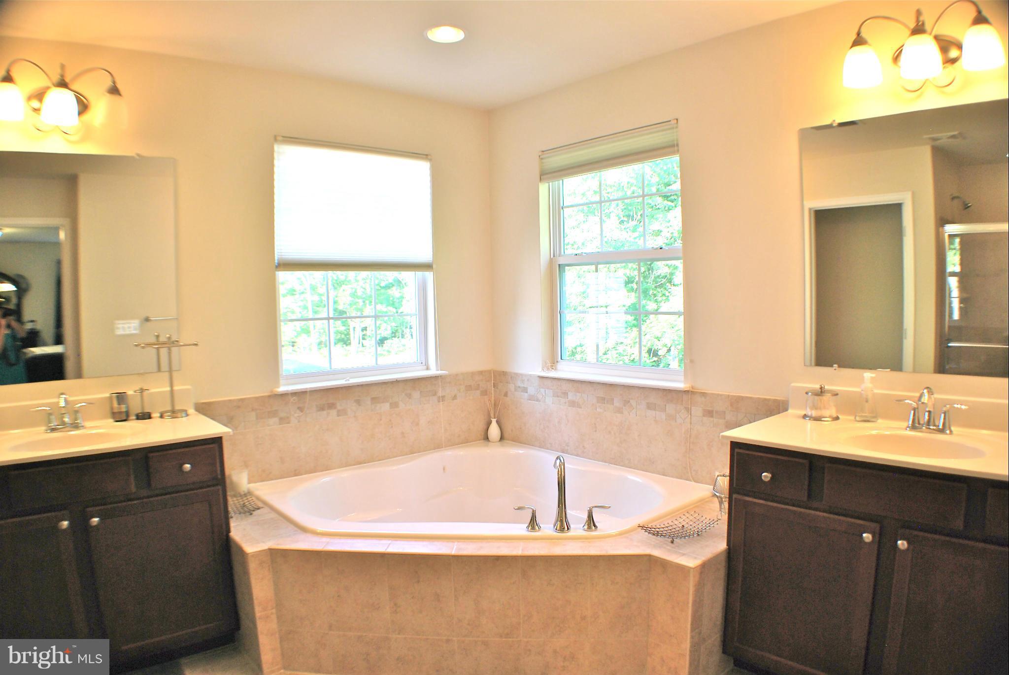 TANYARD SPRINGS - Residential