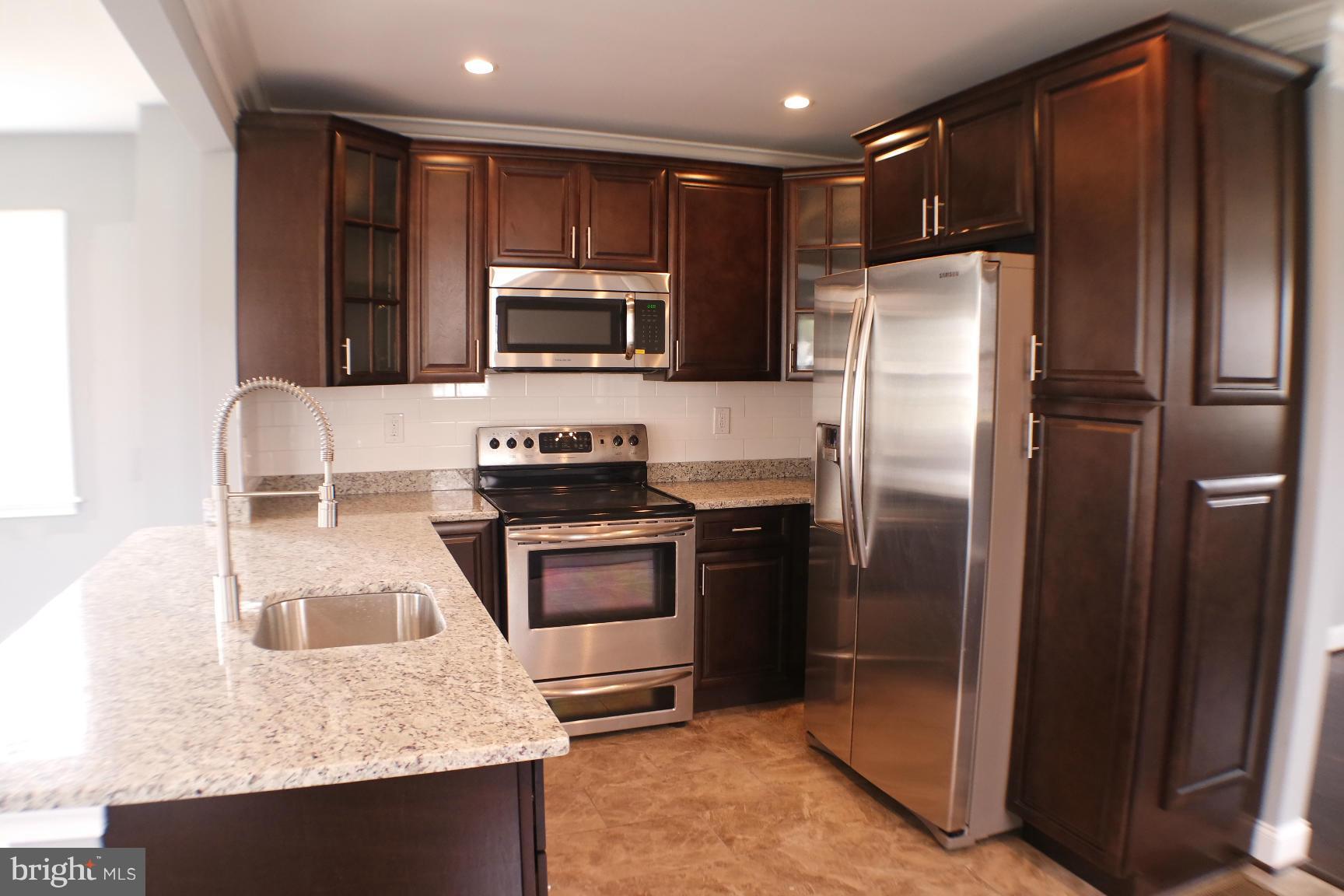 ANDREW HILLS - Residential