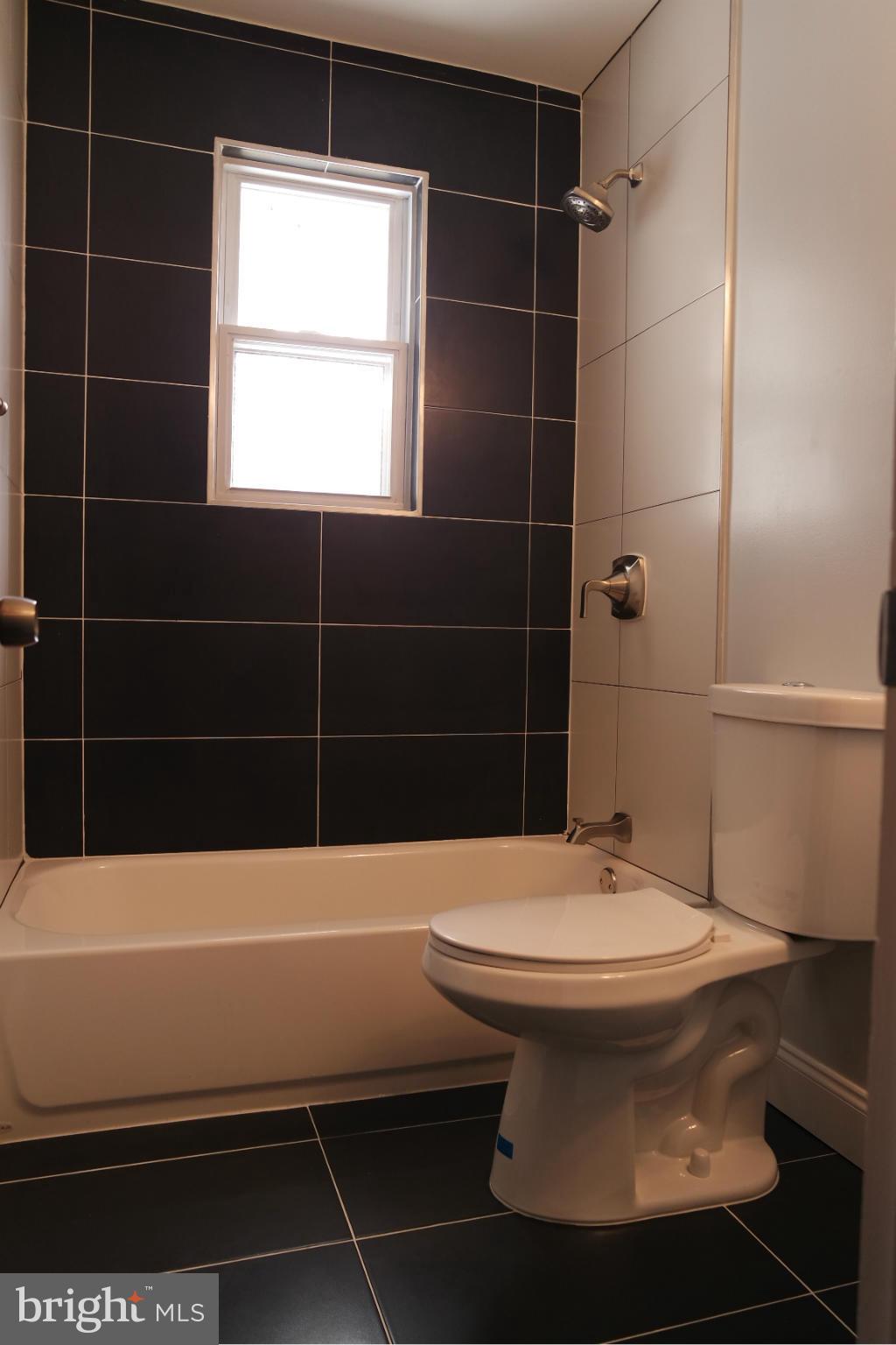 ANDREW HILLS - Residential